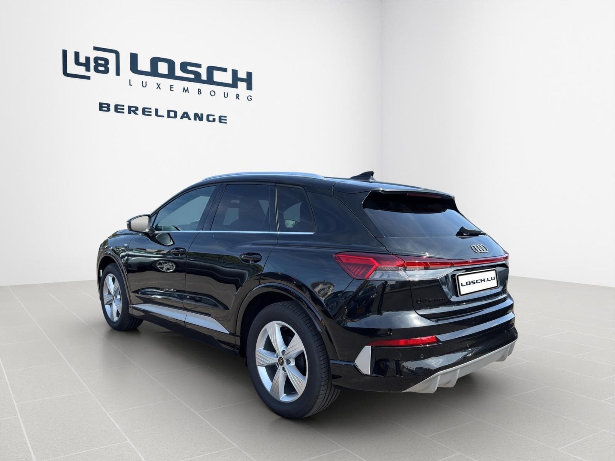 Audi Q4 e-tron SUV (2026) - Photo 5