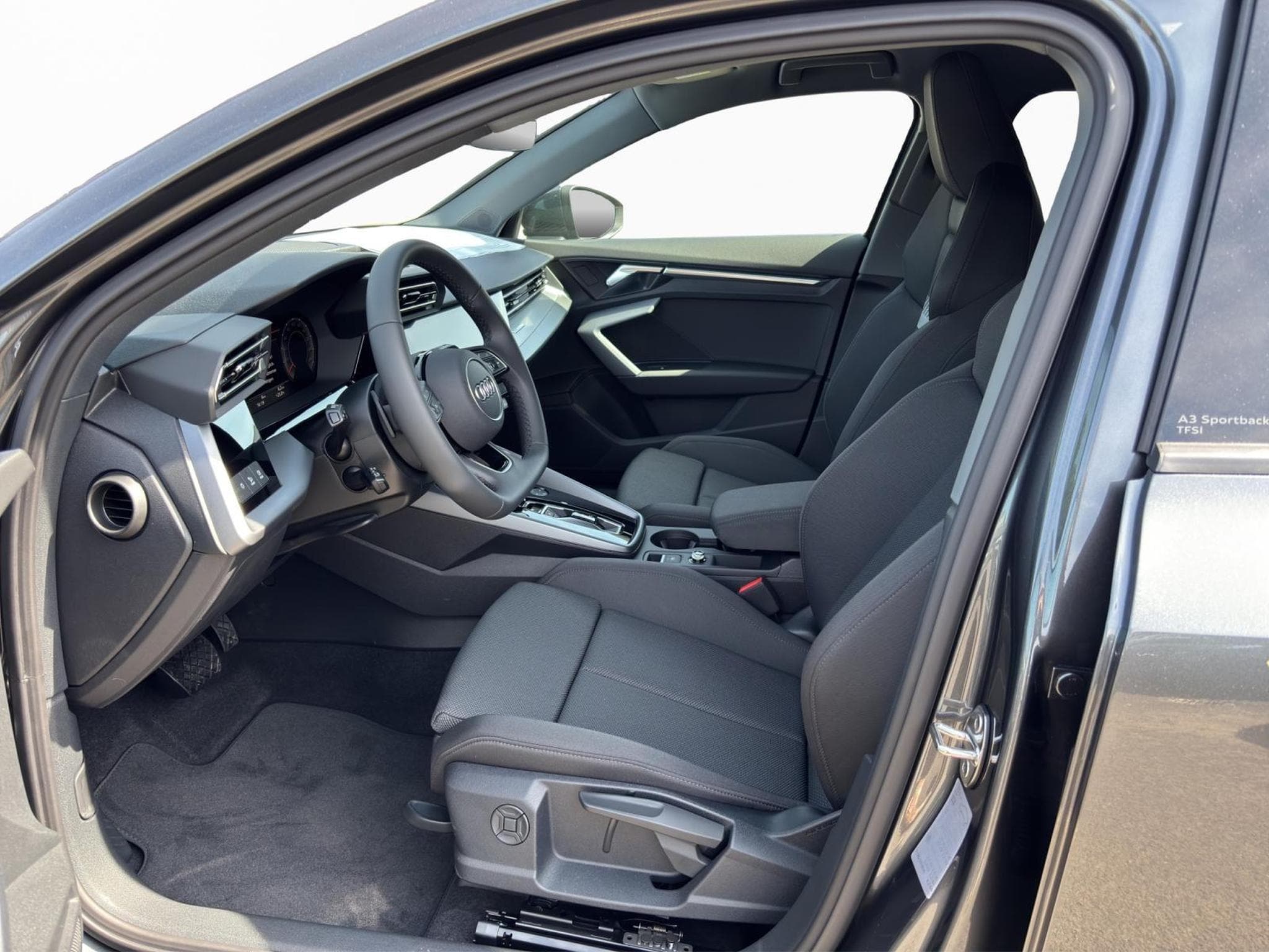 Audi A3 Sportback S line (2026) - Photo 9