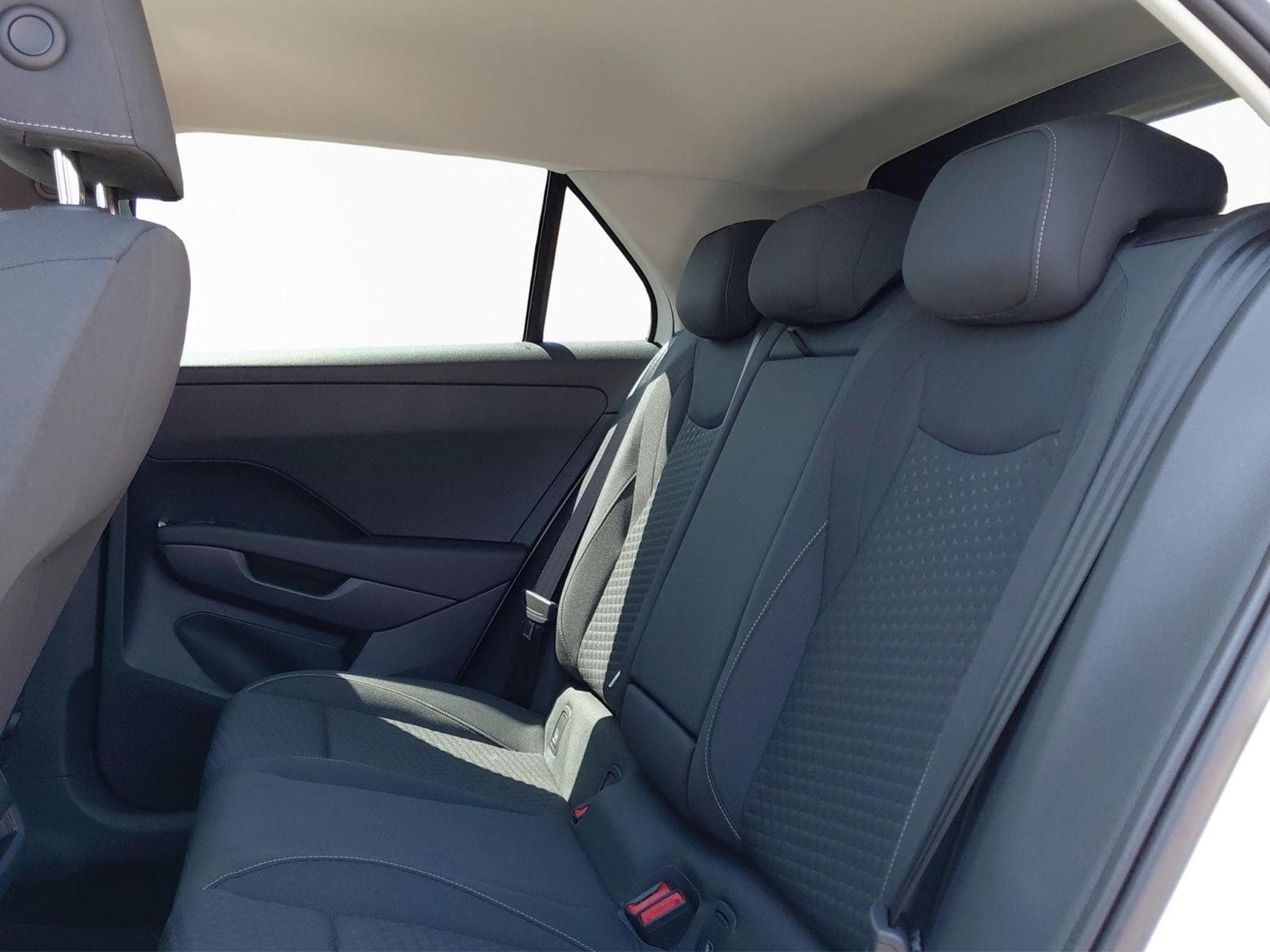 VW T-Roc Life (2026) - Photo 18