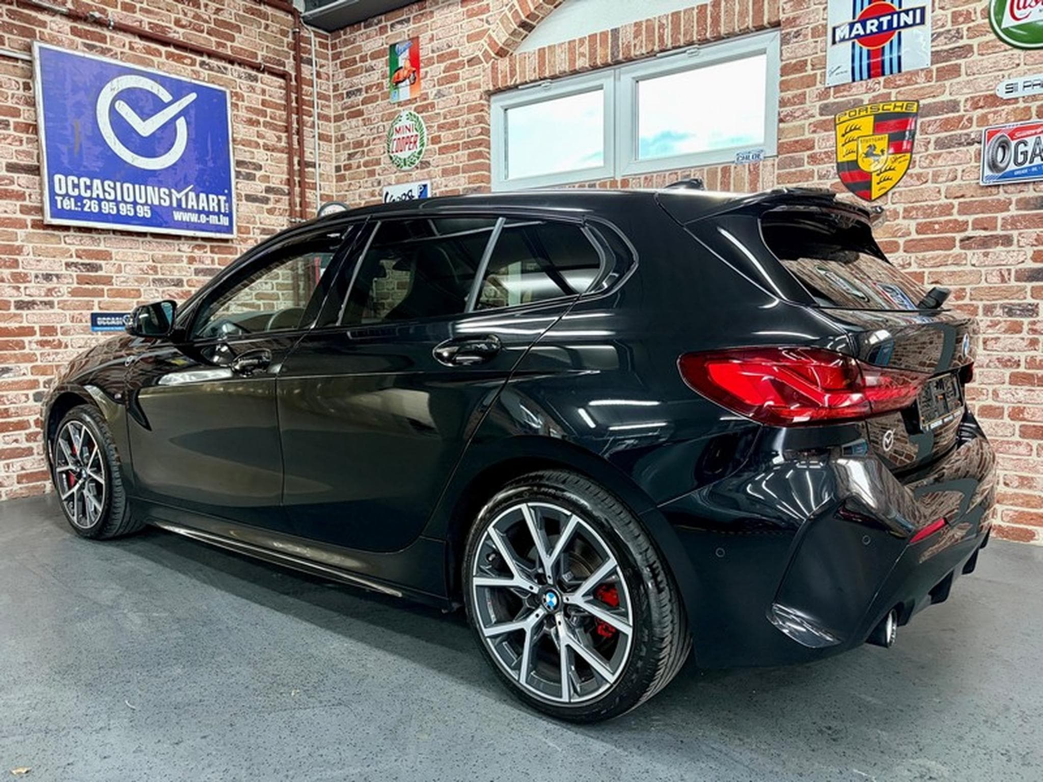 BMW 120 120dA 2.0 190cv Auto M-EDITION (2024) - Foto 2