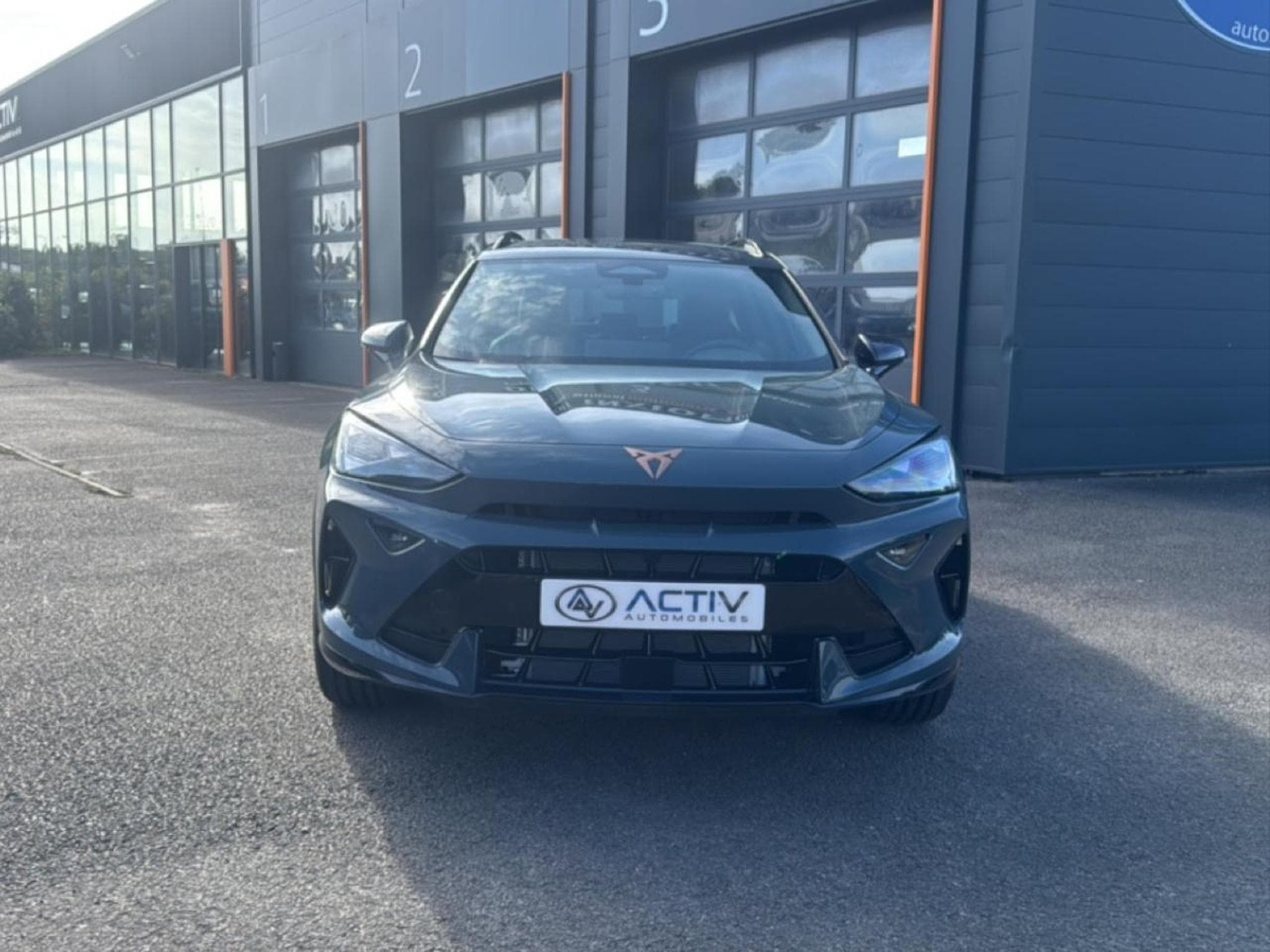 Cupra FORMENTOR 1.5 ETSI HYBRID 150 V DSG7 (2026) - Photo 2