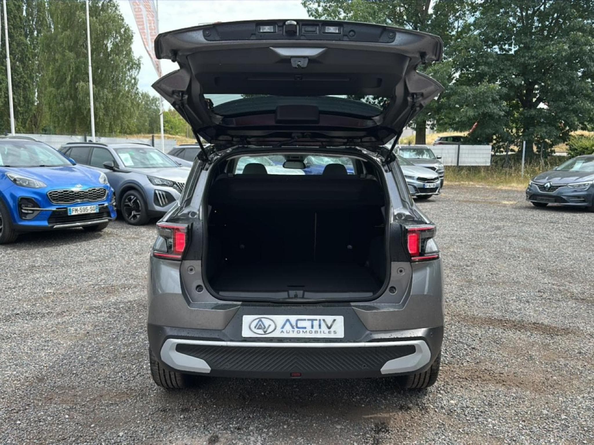 Citroen C3 AIRCROSS 1.2 HYBRIDE 145 MAX E-DCS6 (2026) - Photo 10