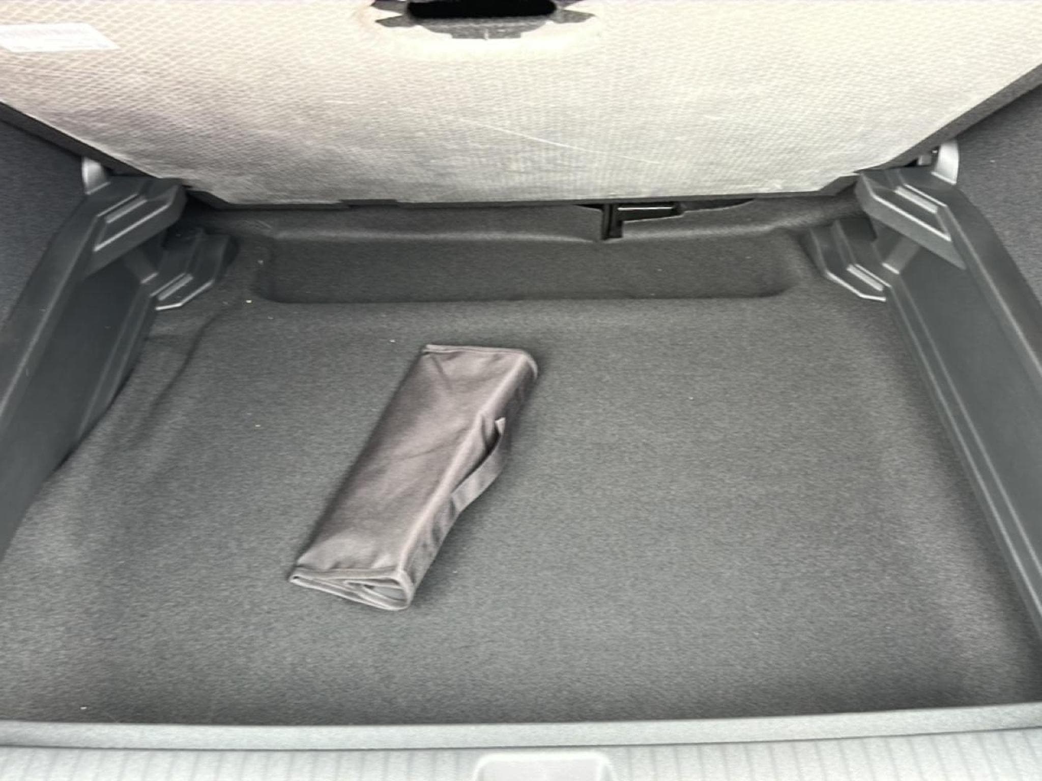 Citroen C3 AIRCROSS 1.2 HYBRIDE 145 MAX E-DCS6 (2026) - Photo 11