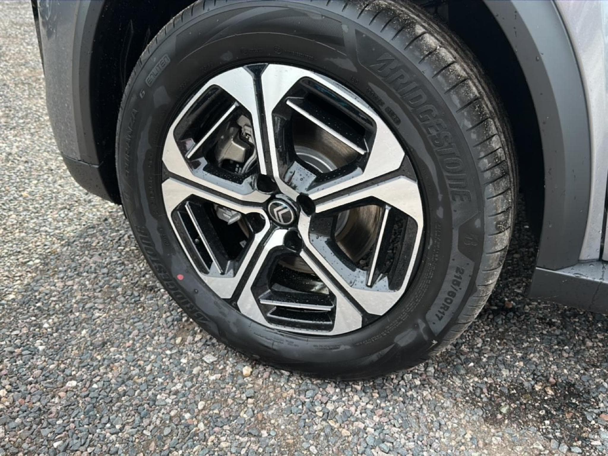 Citroen C3 AIRCROSS 1.2 HYBRIDE 145 MAX E-DCS6 (2026) - Photo 9
