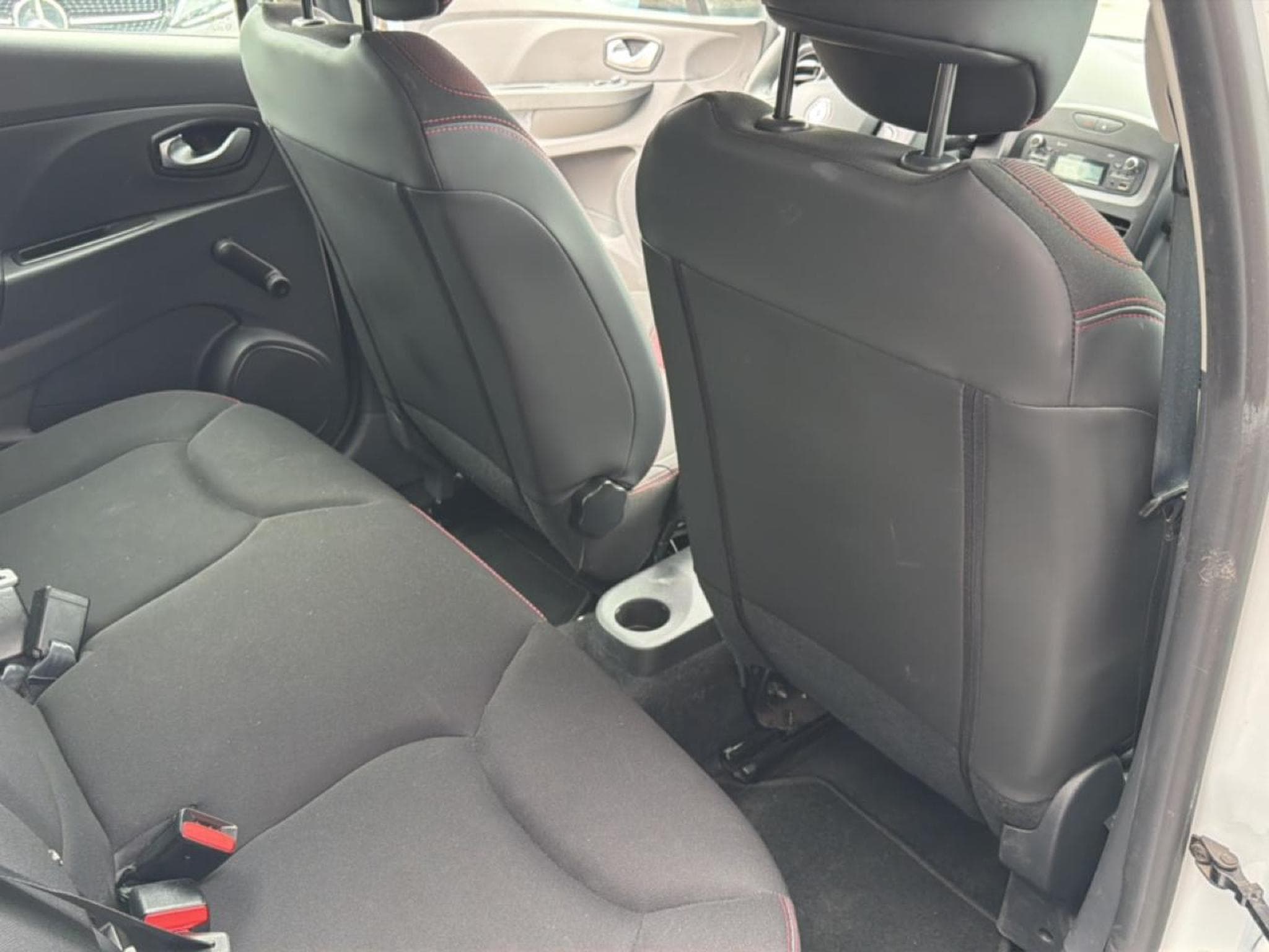Renault CLIO IV 1.5 DCI 75 ENERGY LIFE (2016) - Foto 19