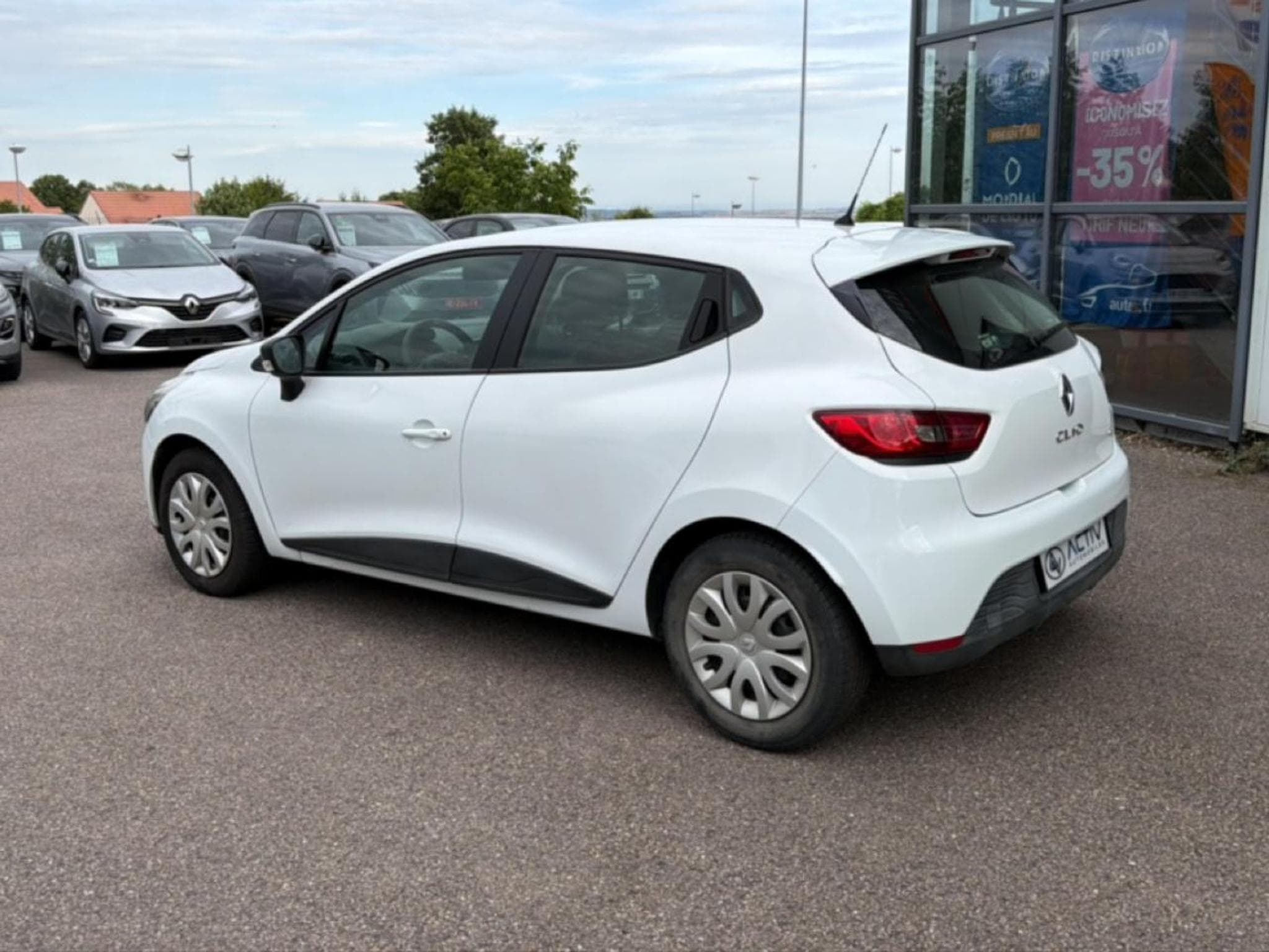 Renault CLIO IV 1.5 DCI 75 ENERGY LIFE (2016) - Foto 7