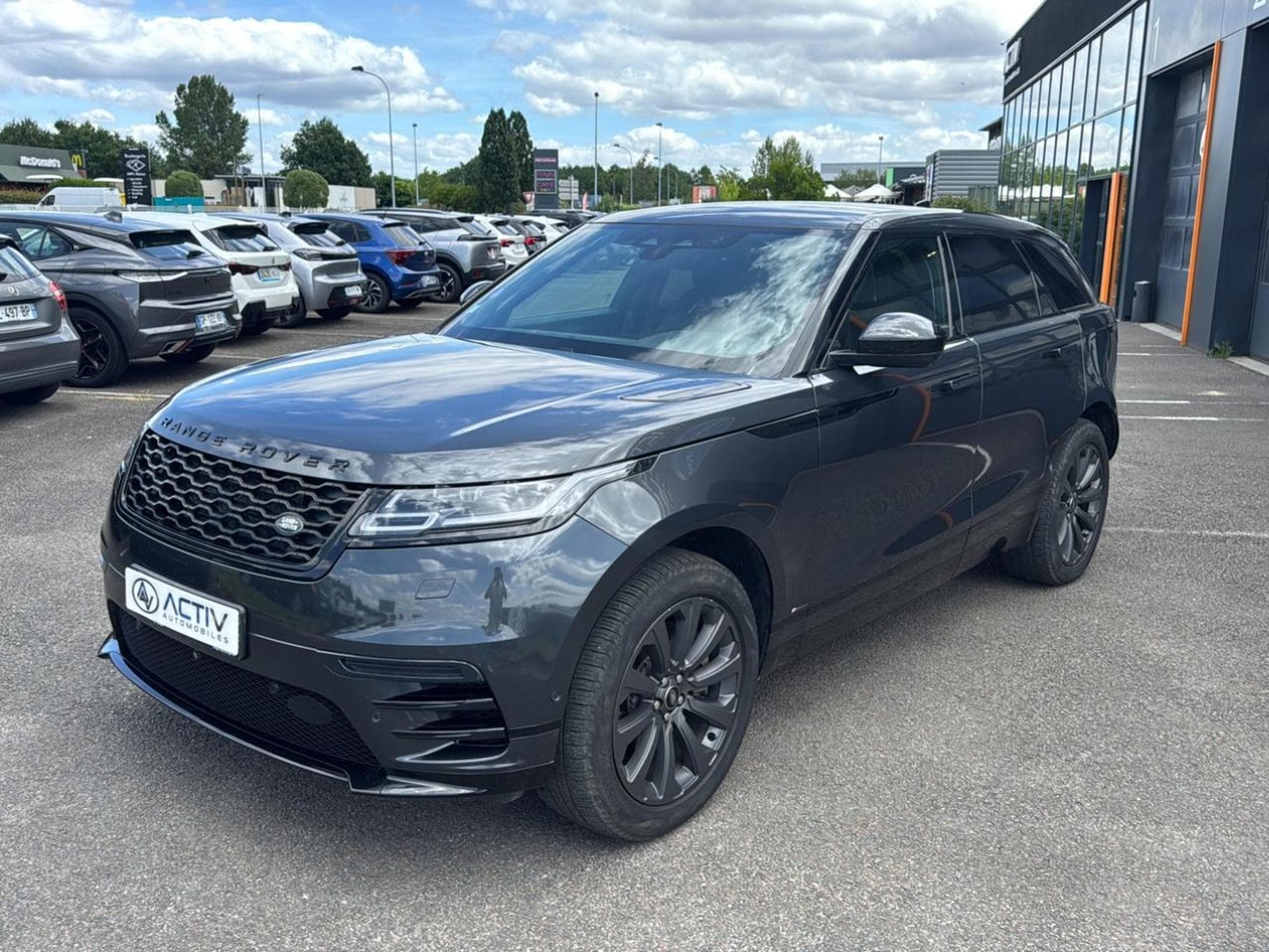 Land-Rover RANGE ROVER VELAR 2.0 P400E 404 PHEV R-DYNAMIC SE AWD BVA (2021) - Foto 1