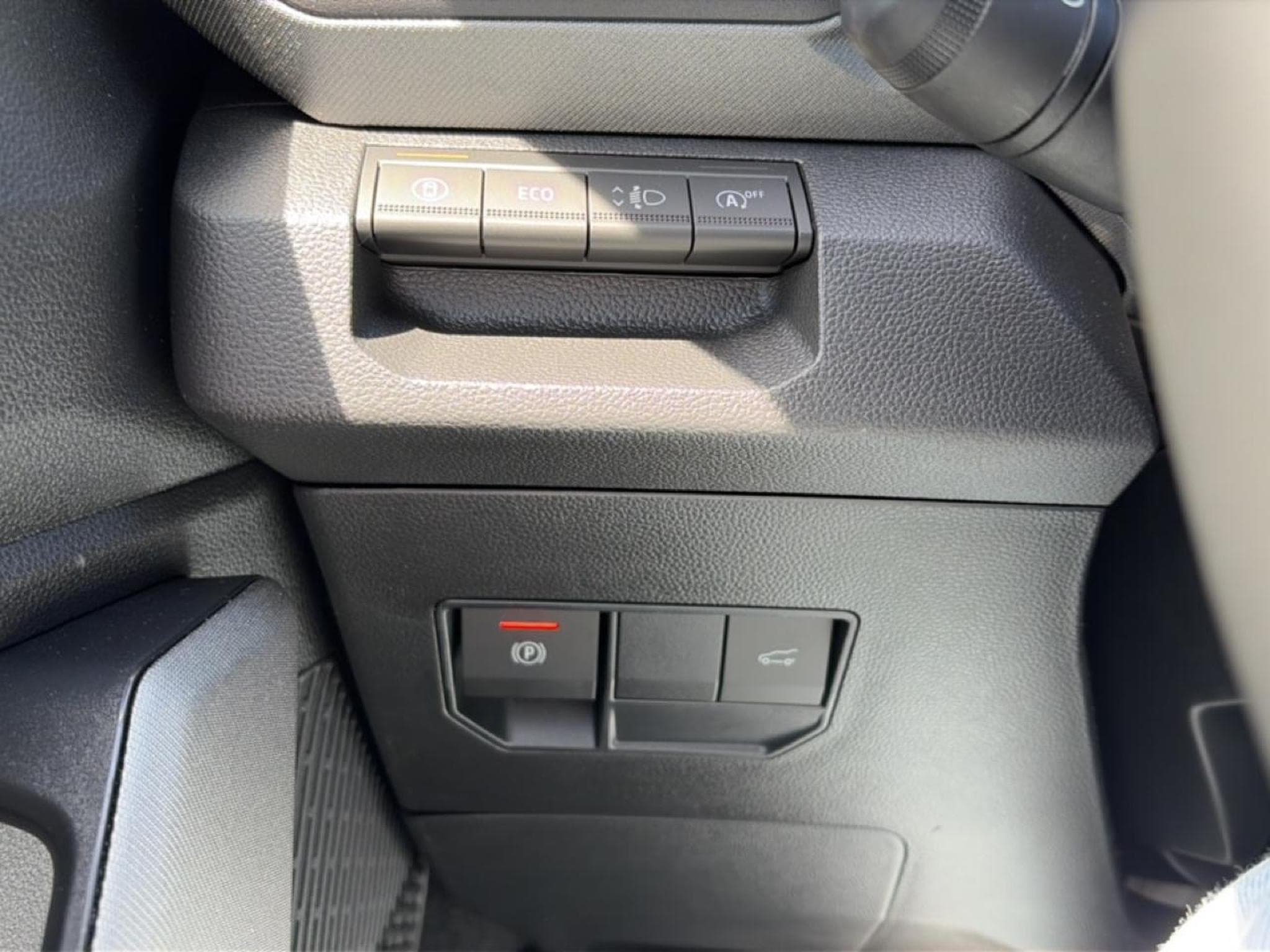 Dacia BIGSTER 1.2 MILD HYBRID 140 JOURNEY (2026) - Photo 12