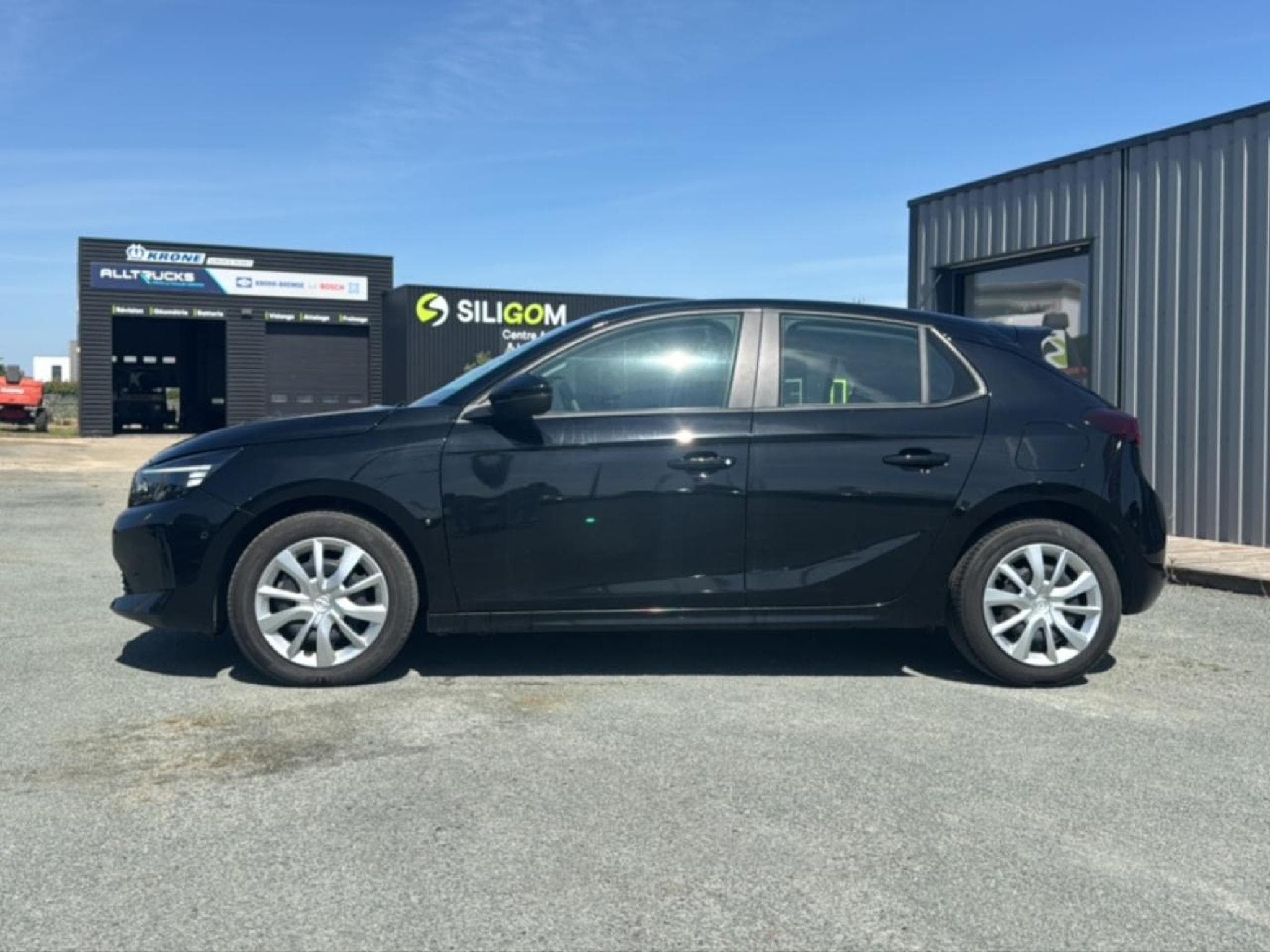 Opel CORSA 1.2 TURBO 100 EDITION BVA8 (2025) - Foto 8