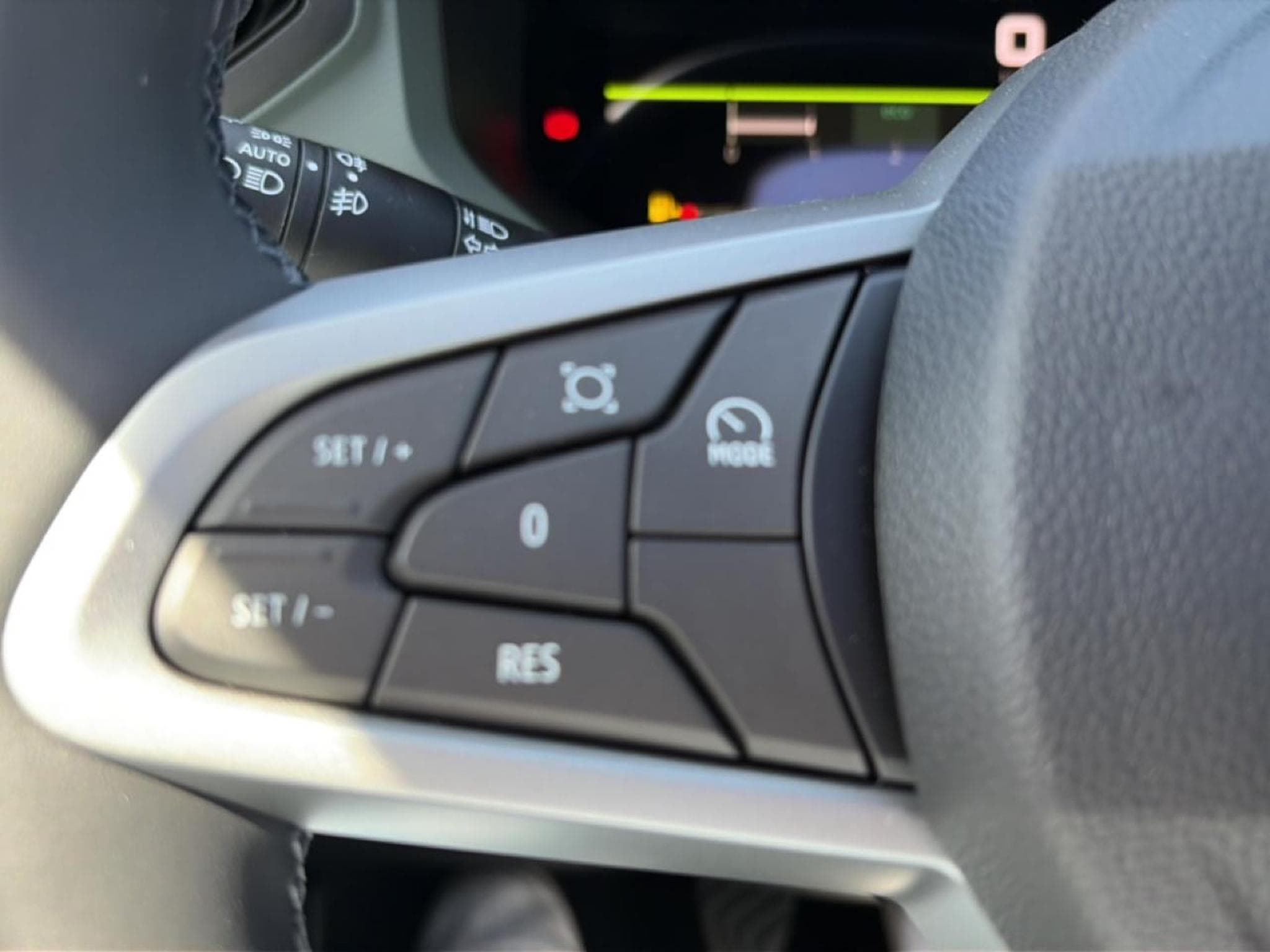 Dacia BIGSTER 1.2 MILD HYBRID 140 EXTREME (2026) - Foto 13