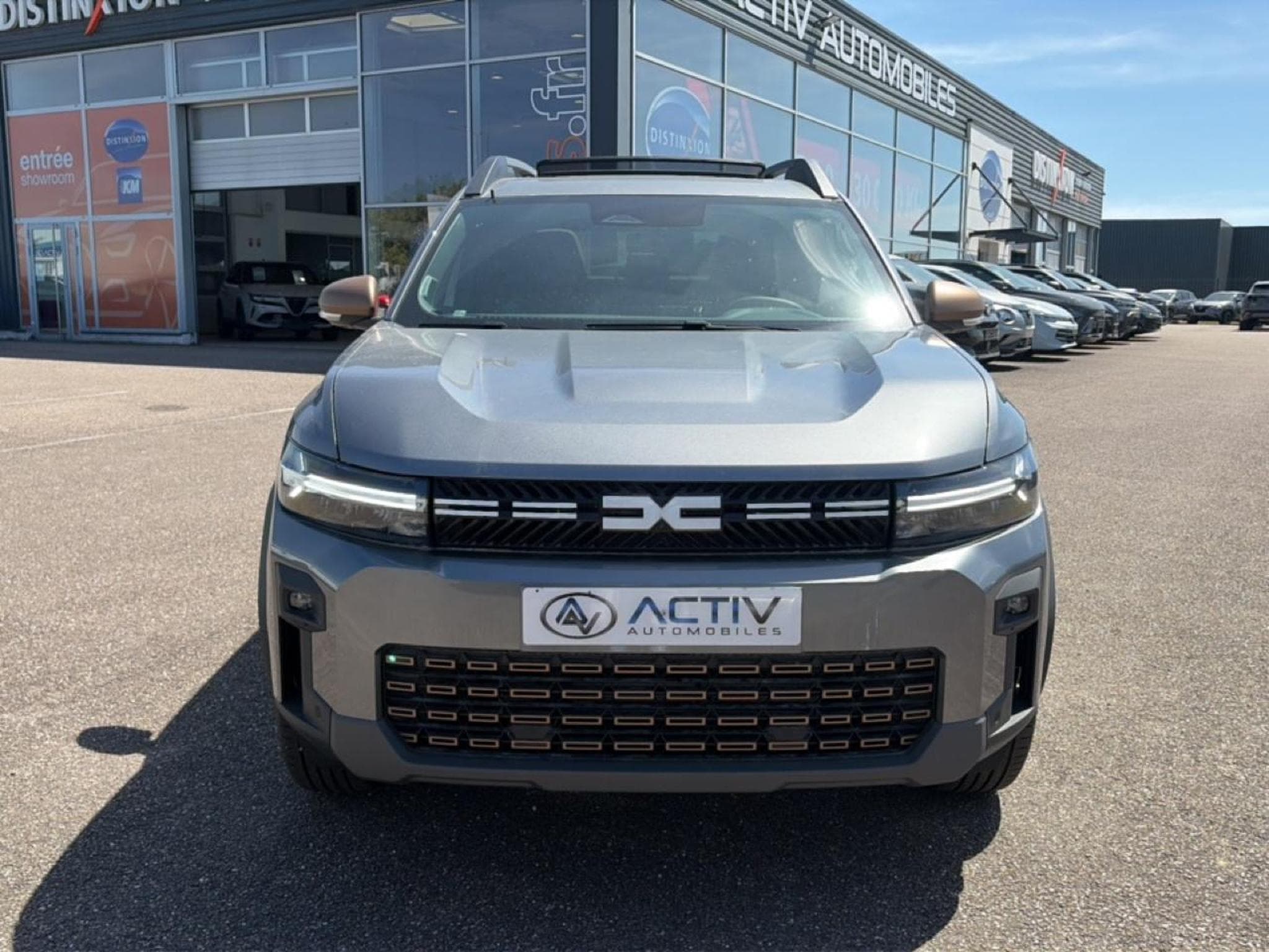 Dacia BIGSTER 1.2 MILD HYBRID 140 EXTREME (2026) - Foto 2