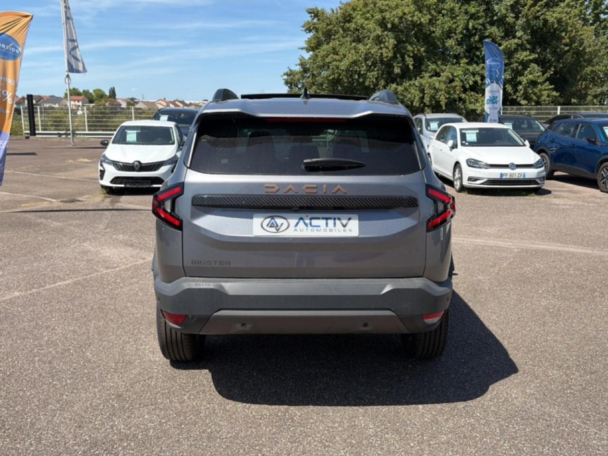 Dacia BIGSTER 1.2 MILD HYBRID 140 EXTREME (2026) - Foto 6