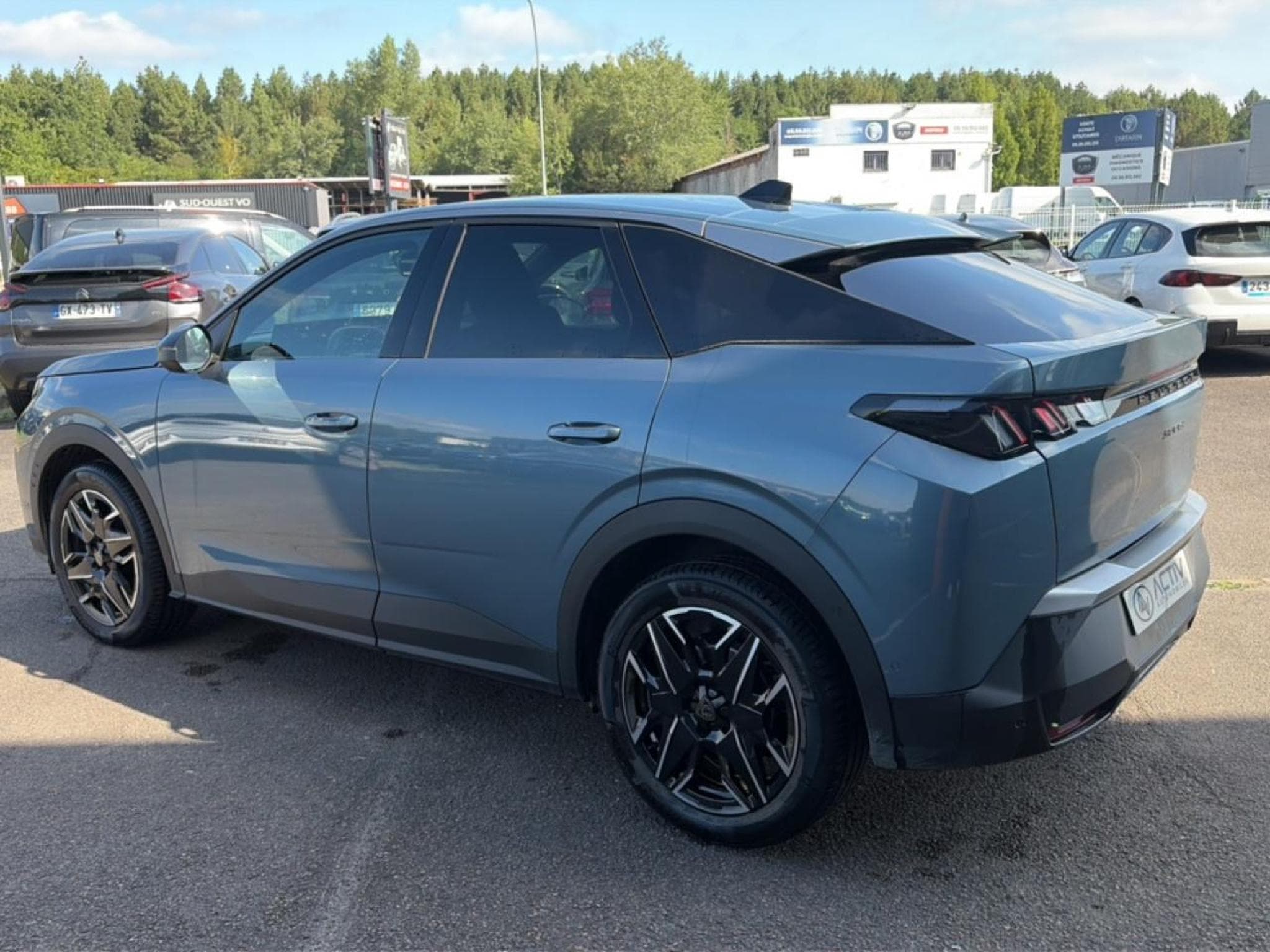 Peugeot 3008 1.2 HYBRID 145 ALLURE E-DCS6 (2025) - Foto 7