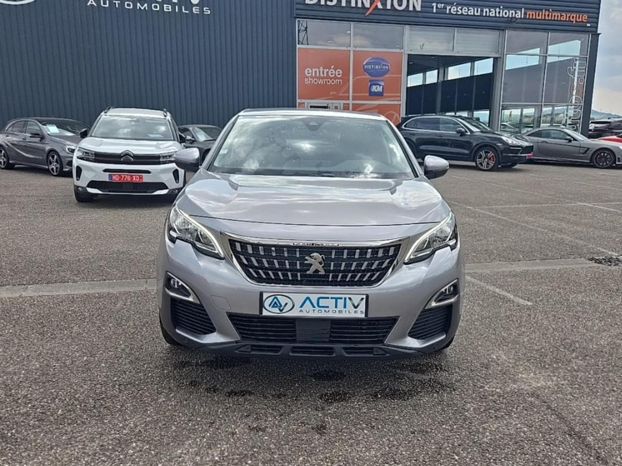 Peugeot 3008 1.5 BLUEHDI 130 ACTIVE EAT8 (2018) - Foto 2