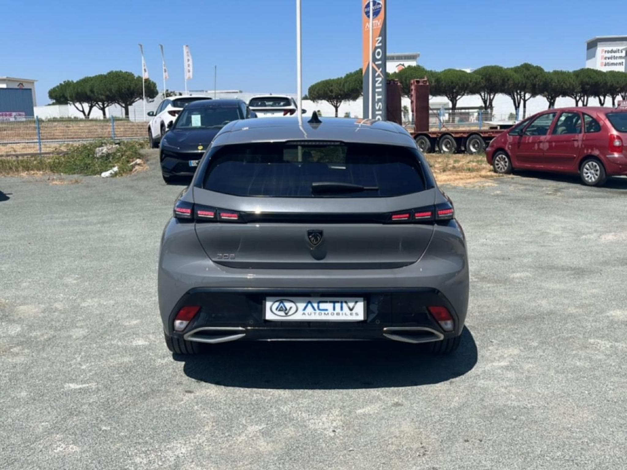 Peugeot 308 1.5 BLUEHDI 130  ALLURE EAT8 (2025) - Photo 6