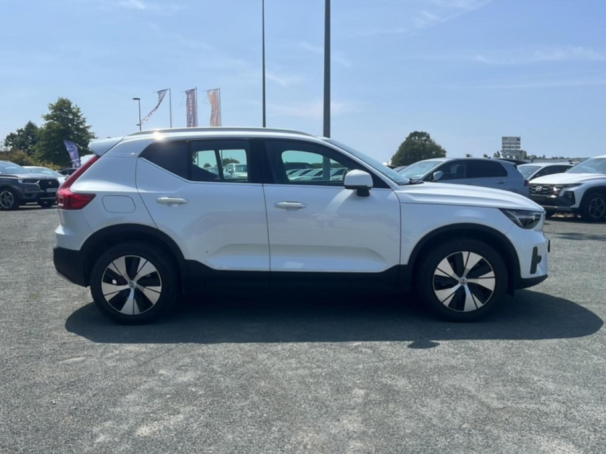 Volvo XC40 1.5 211 START (2022) - Photo 4