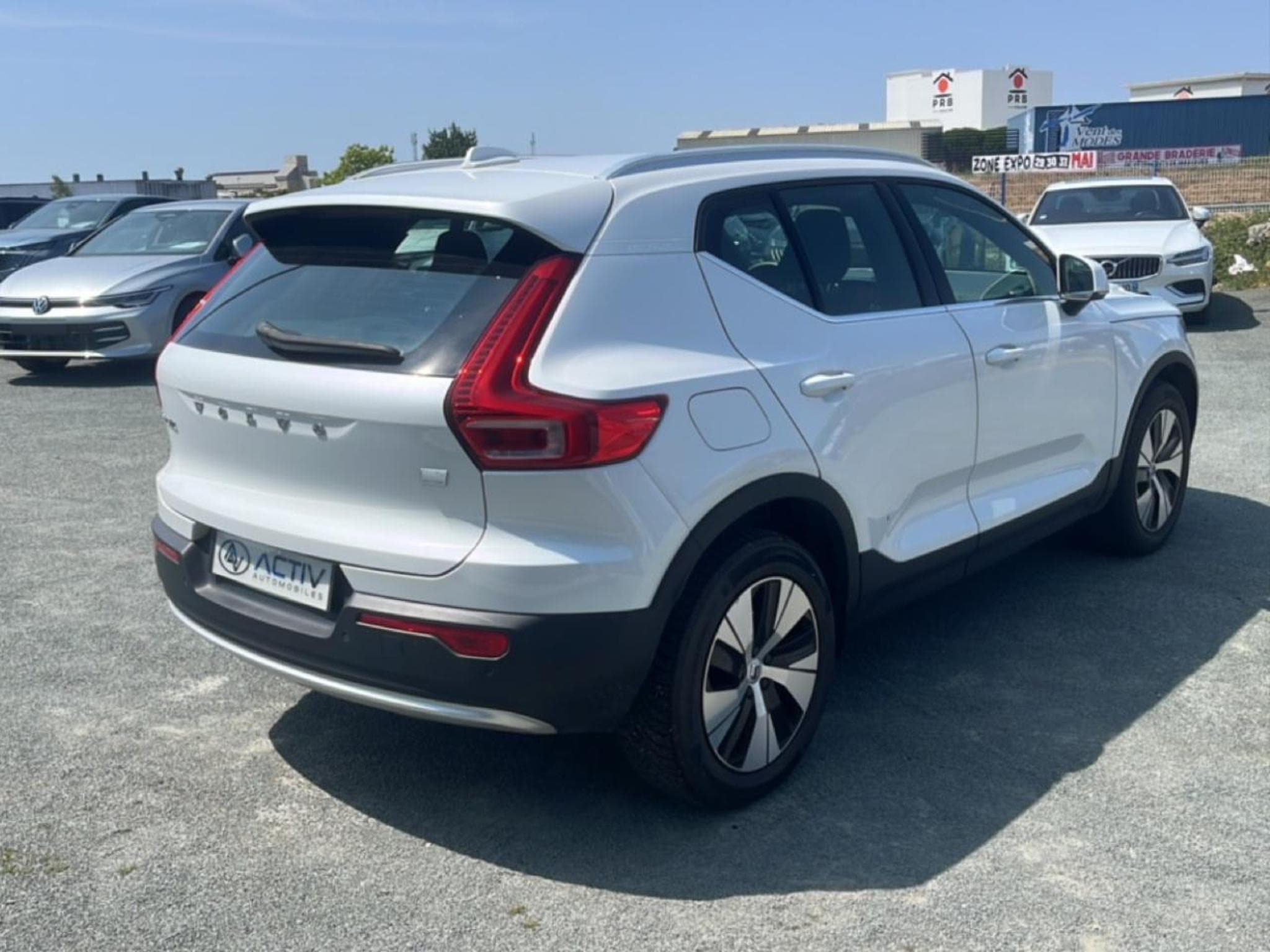 Volvo XC40 1.5 211 START (2022) - Photo 5
