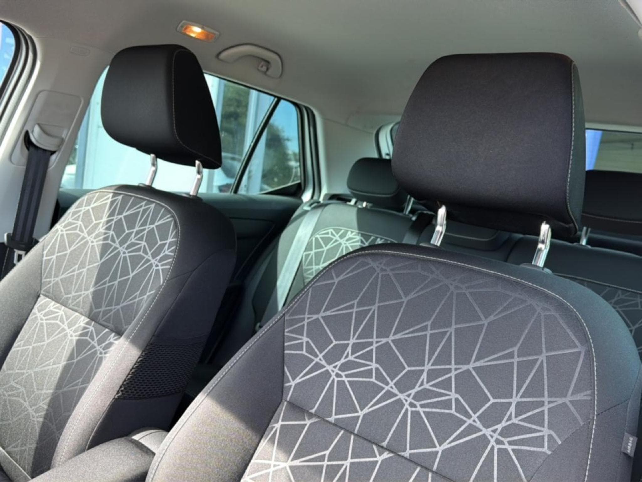 Skoda FABIA 1.0 MPI 75 CLEVER (2019) - Photo 13