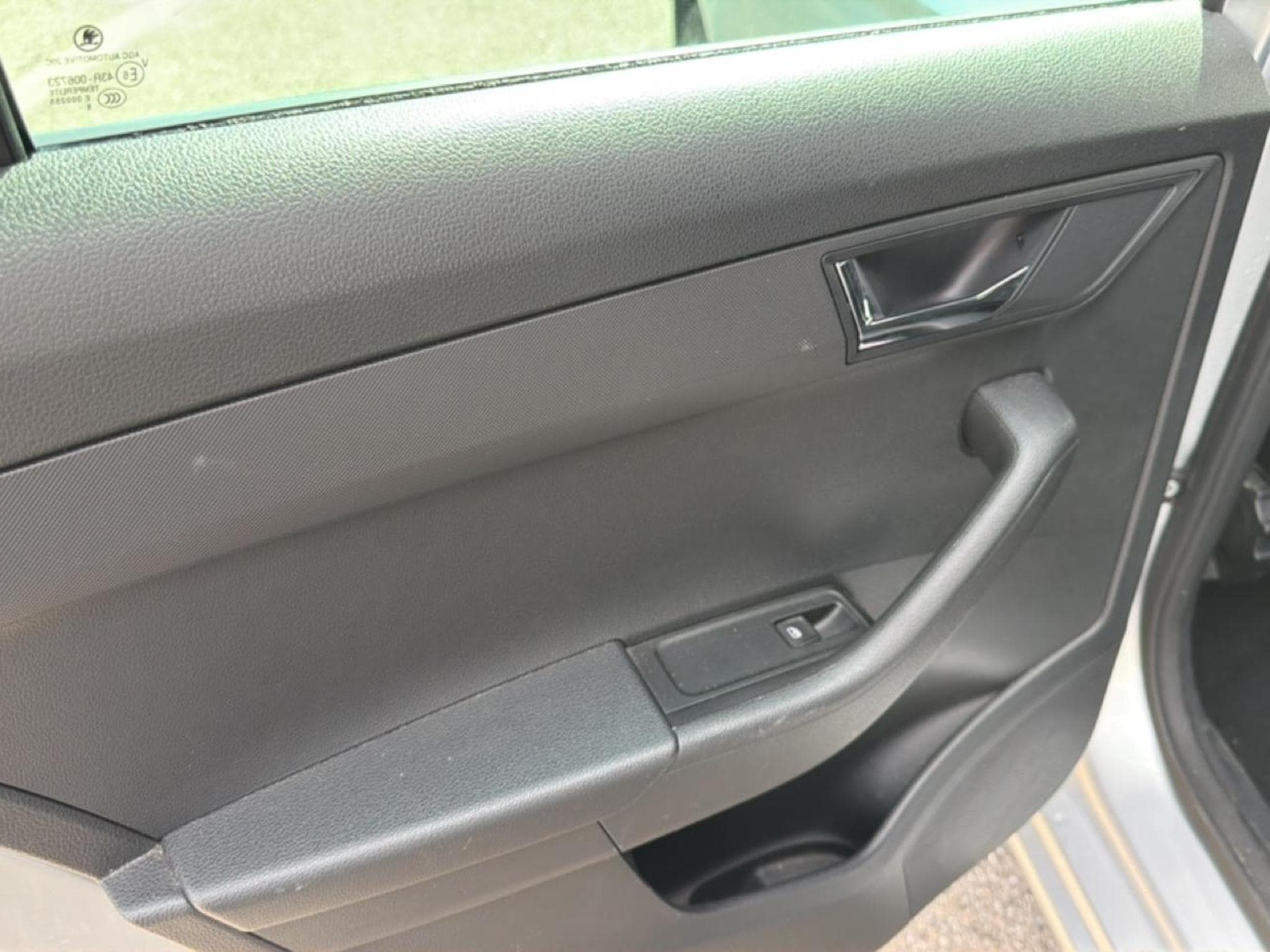 Skoda FABIA 1.0 MPI 75 CLEVER (2019) - Photo 17