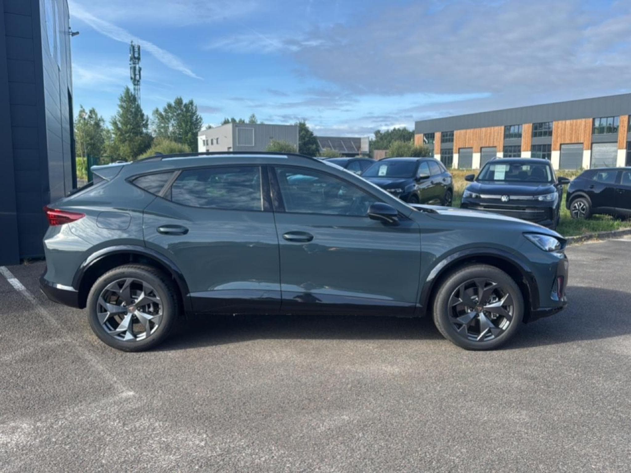 Cupra FORMENTOR 1.5 ETSI HYBRID 150 V DSG7 (2026) - Foto 4