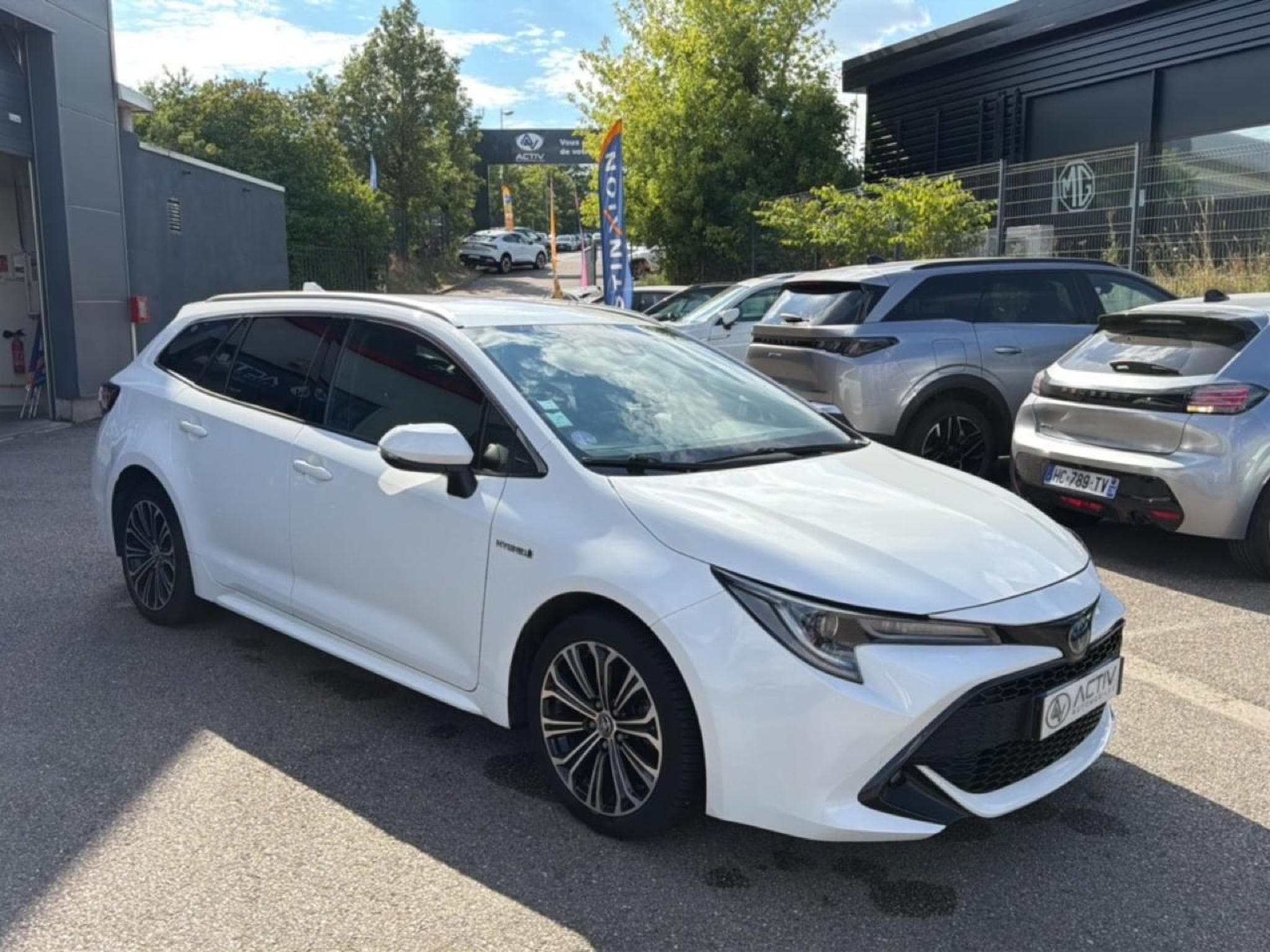 Toyota COROLLA TOURING SPT 122H DYNAMIC (2019) - Photo 3