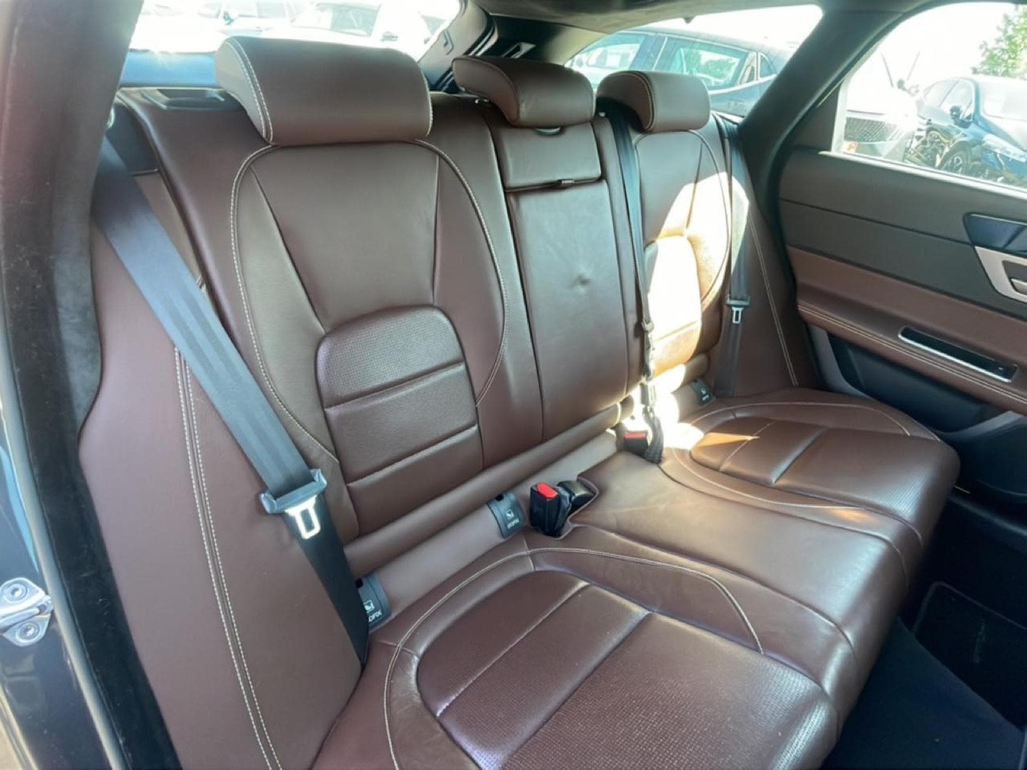 Jaguar XF SPORTBRAKE 2.0D 180 BUSINESS R-SPORT BVA (2020) - Foto 16