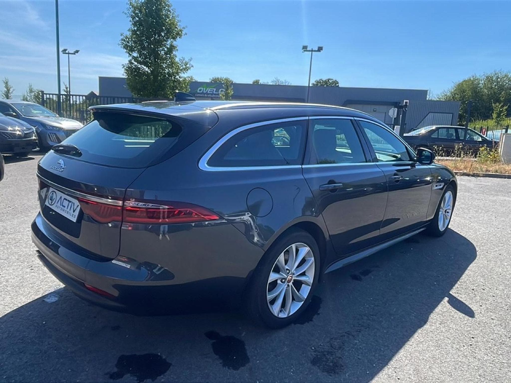 Jaguar XF SPORTBRAKE 2.0D 180 BUSINESS R-SPORT BVA (2020) - Foto 5
