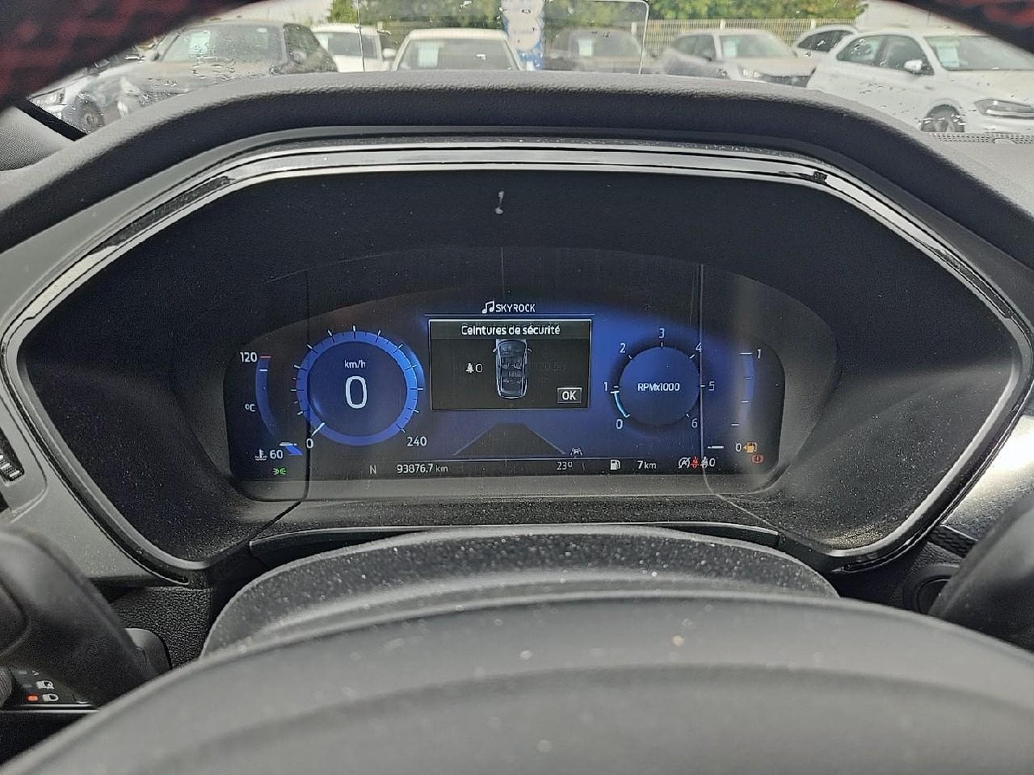 Ford Kuga 2.0 ECOBLUE 150 MHEV ST-LINE (2022) - Foto 16
