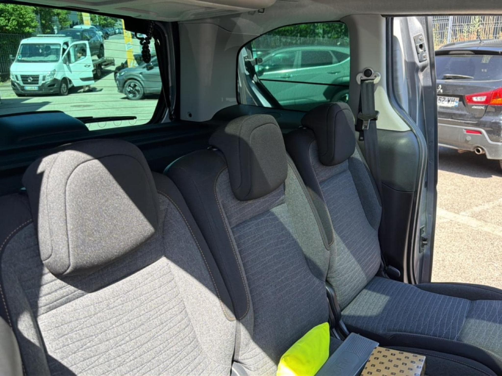 Citroen BERLINGO BLUEHDI 100 XTR + (2017) - Photo 12
