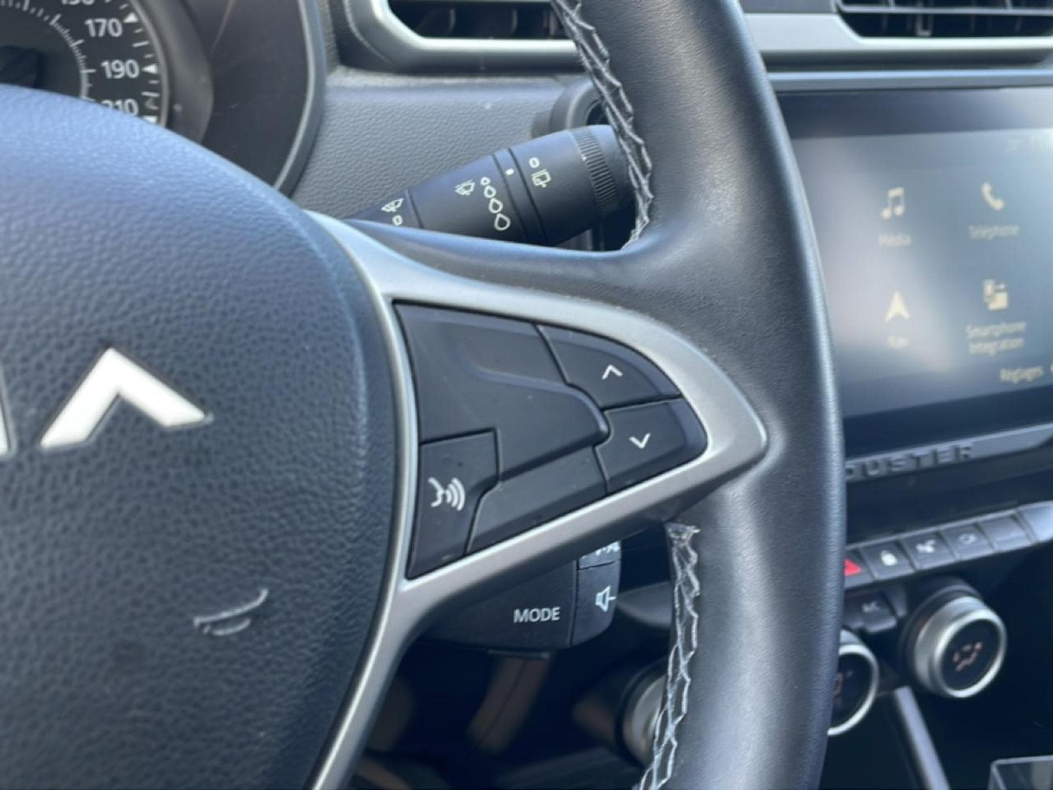 Dacia DUSTER 1.0 ECO-G 100 JOURNEY + (2023) - Photo 13