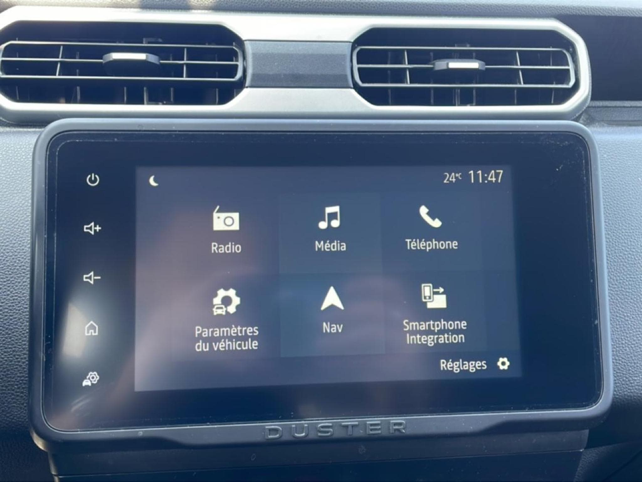 Dacia DUSTER 1.0 ECO-G 100 JOURNEY + (2023) - Photo 19