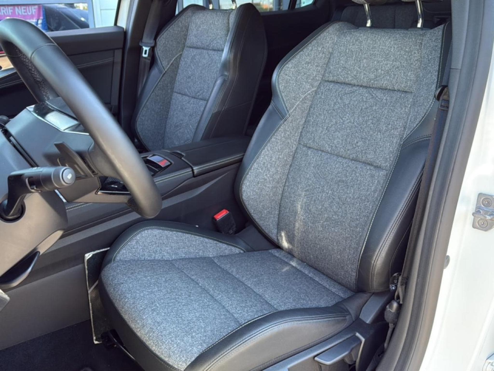 Renault RAFALE 1.2 E-TECH FULL HYBRID 200 TECHNO (2025) - Foto 20