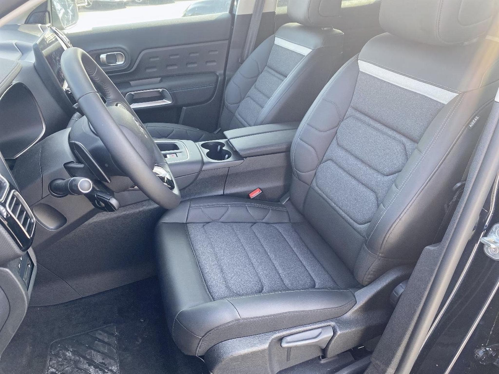 Citroen C5 AIRCROSS 1.2 HYBRIDE 145 MAX BOITE AUTOMATIQUE (2025) - Foto 10