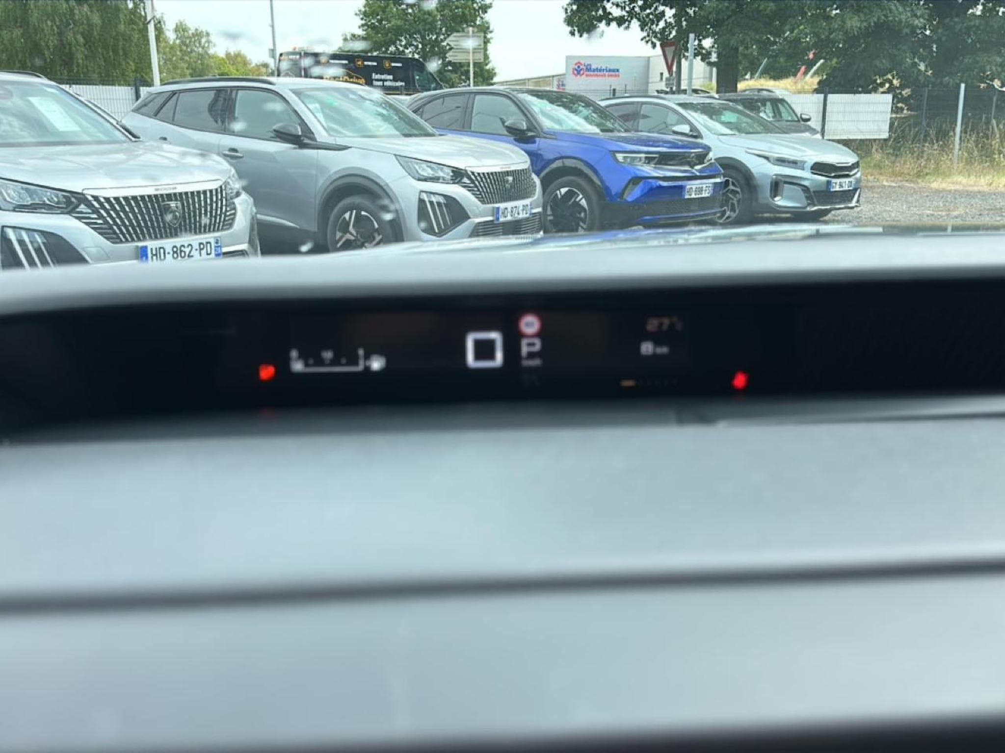 Citroen C3 AIRCROSS 1.2 HYBRIDE 145 MAX E-DCS6 (2026) - Foto 20