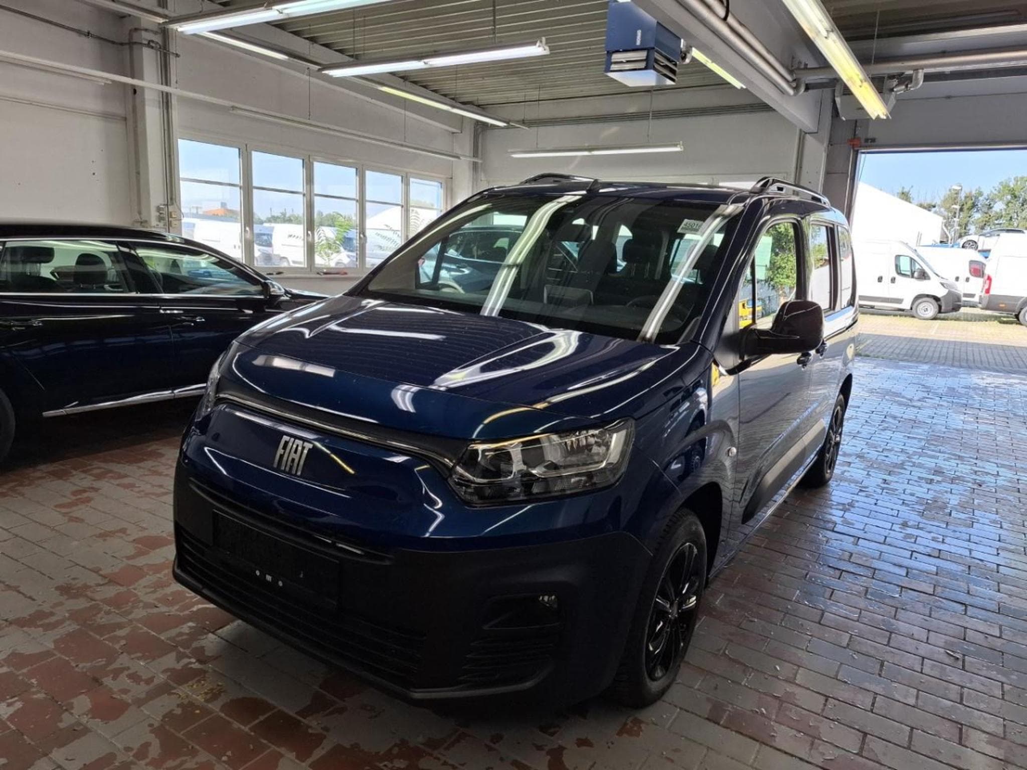 Fiat Doblo Launch edition 50 kWh (2022) - Photo 1