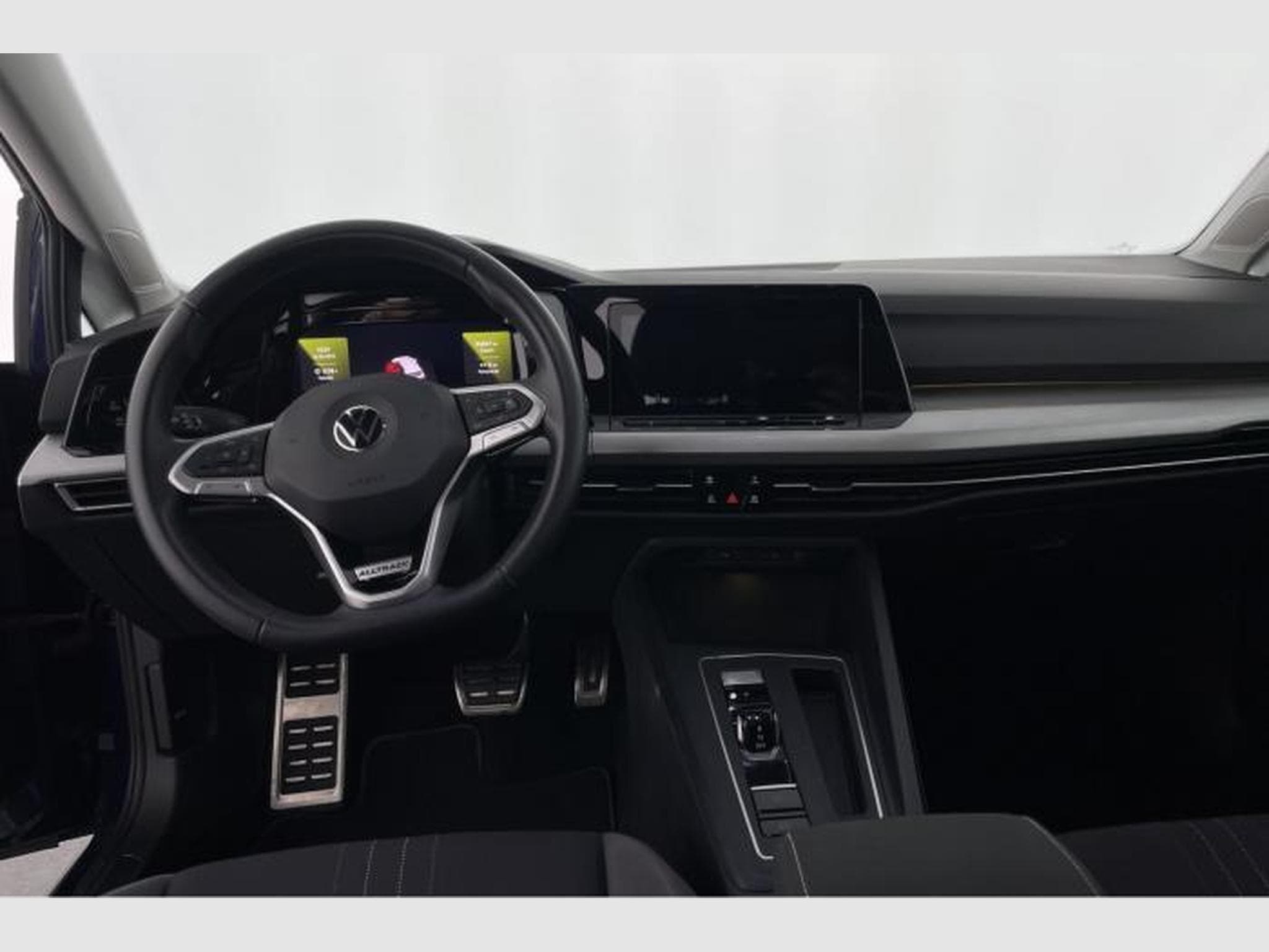 VW Golf Variant Alltrack (2022) - Photo 15