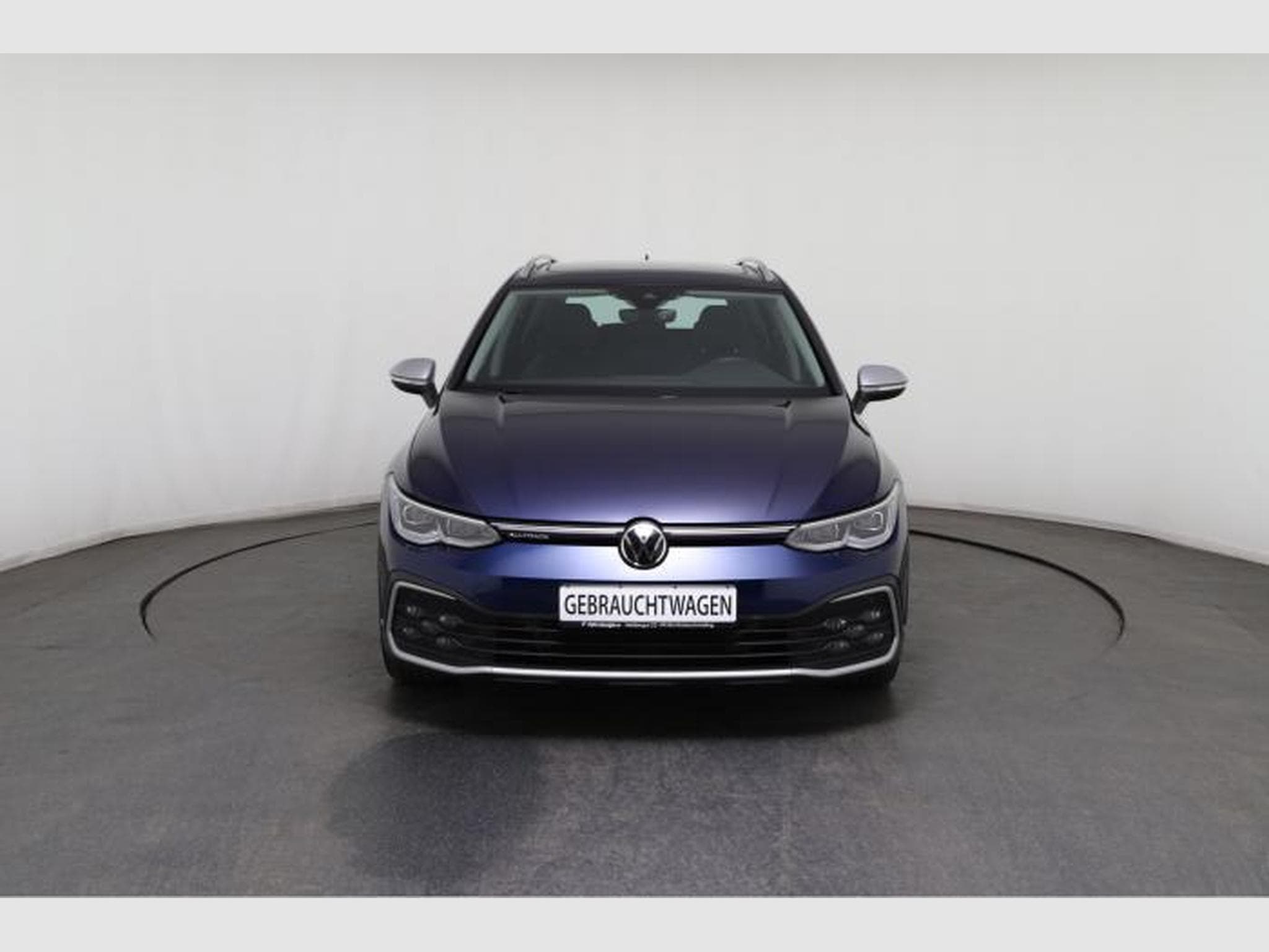 VW Golf Variant Alltrack (2022) - Photo 2