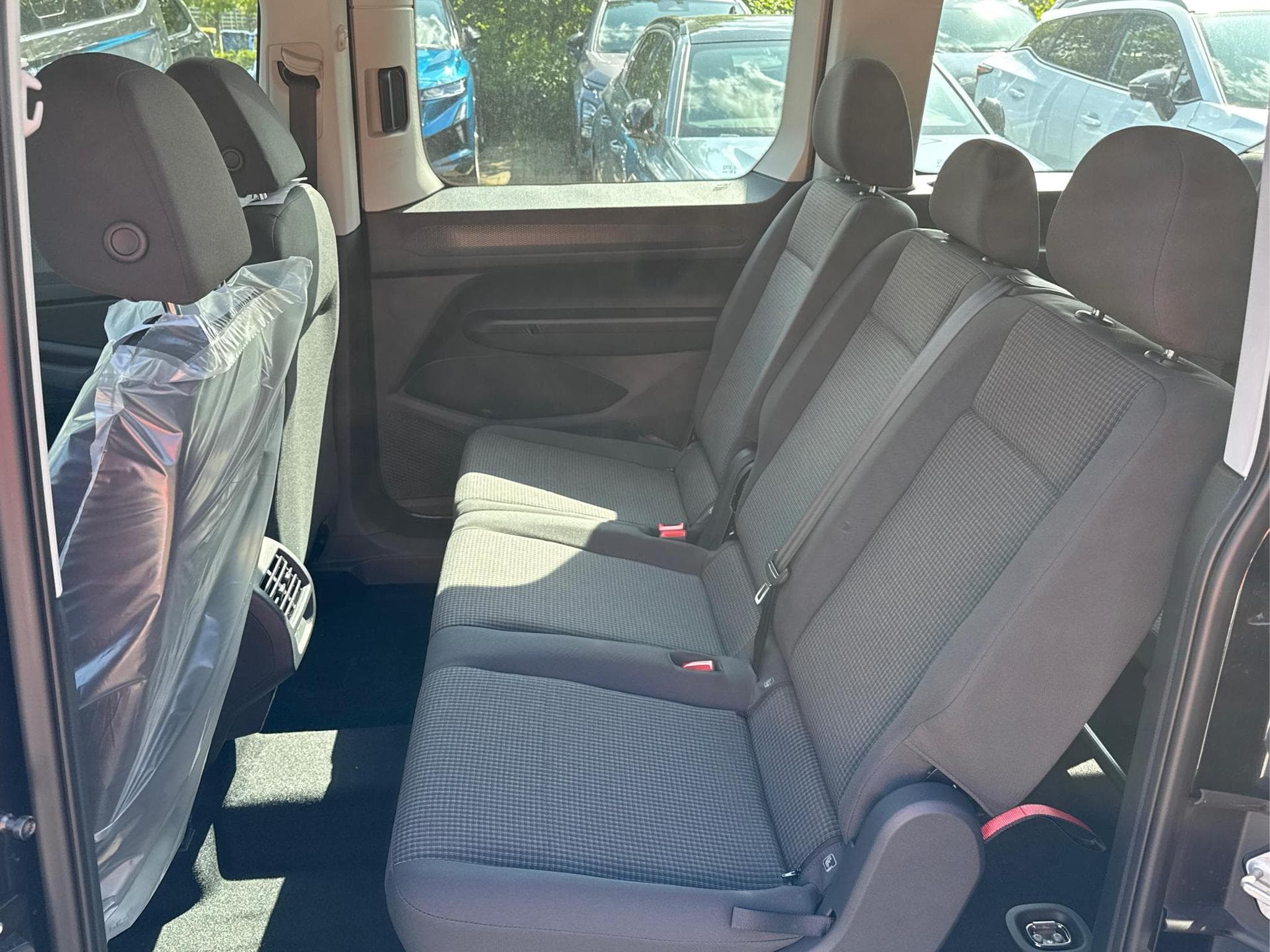 VW Caddy Caddy Maxi (2026) - Photo 11