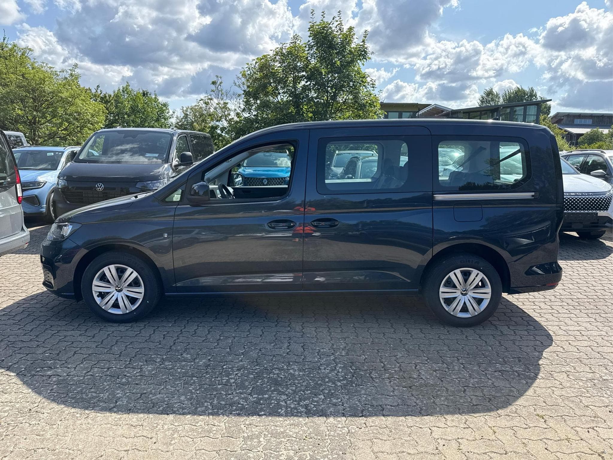 VW Caddy Caddy Maxi (2026) - Photo 2