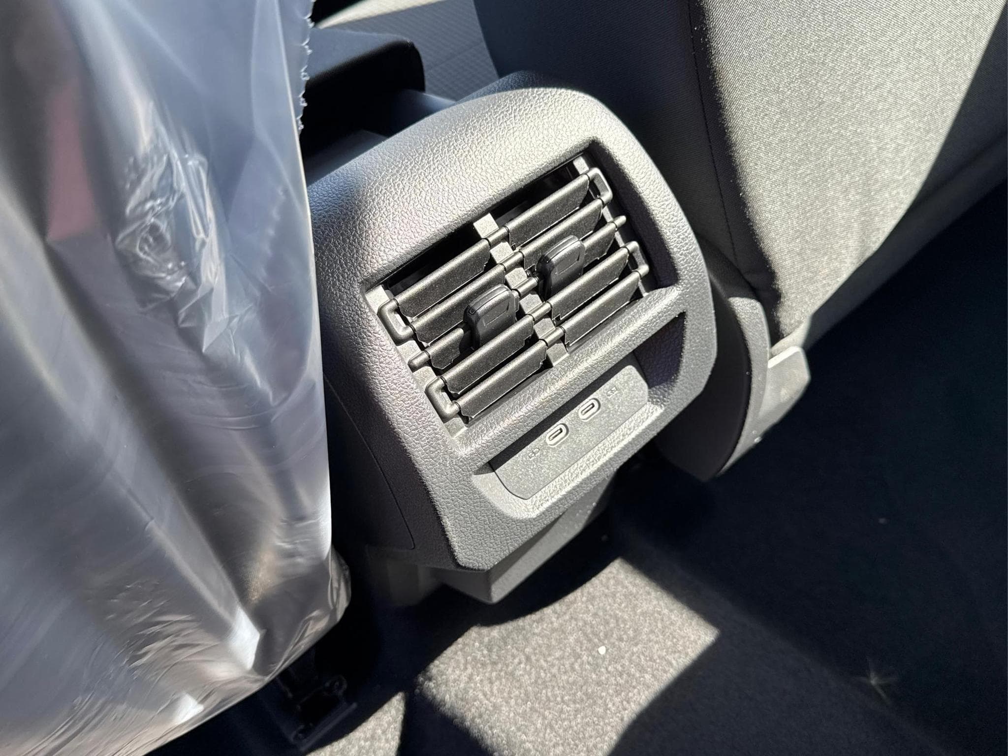 VW Caddy Caddy Maxi (2026) - Photo 12