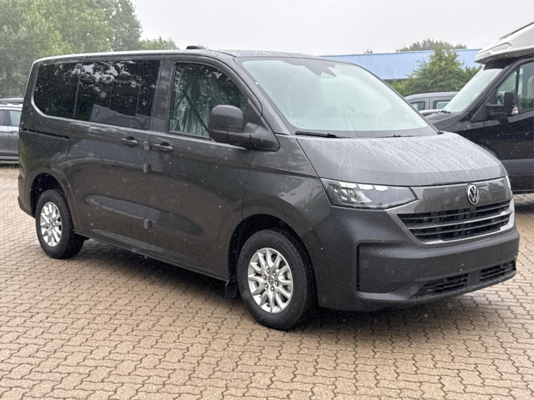 VW T7 Basis (2026) - Photo 8