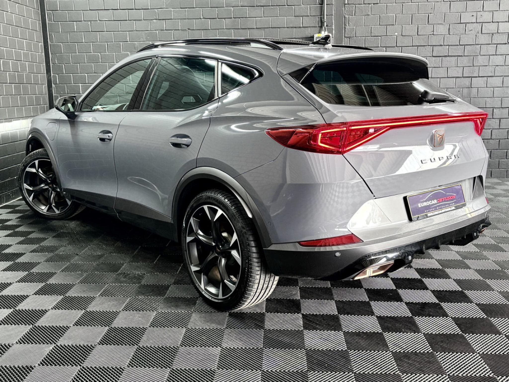 Cupra Formentor VZ 245CV PHEV eHybrid DSG6 * VSS * CUIR** 360° * PANO* ATTEL (2023) - Photo 4