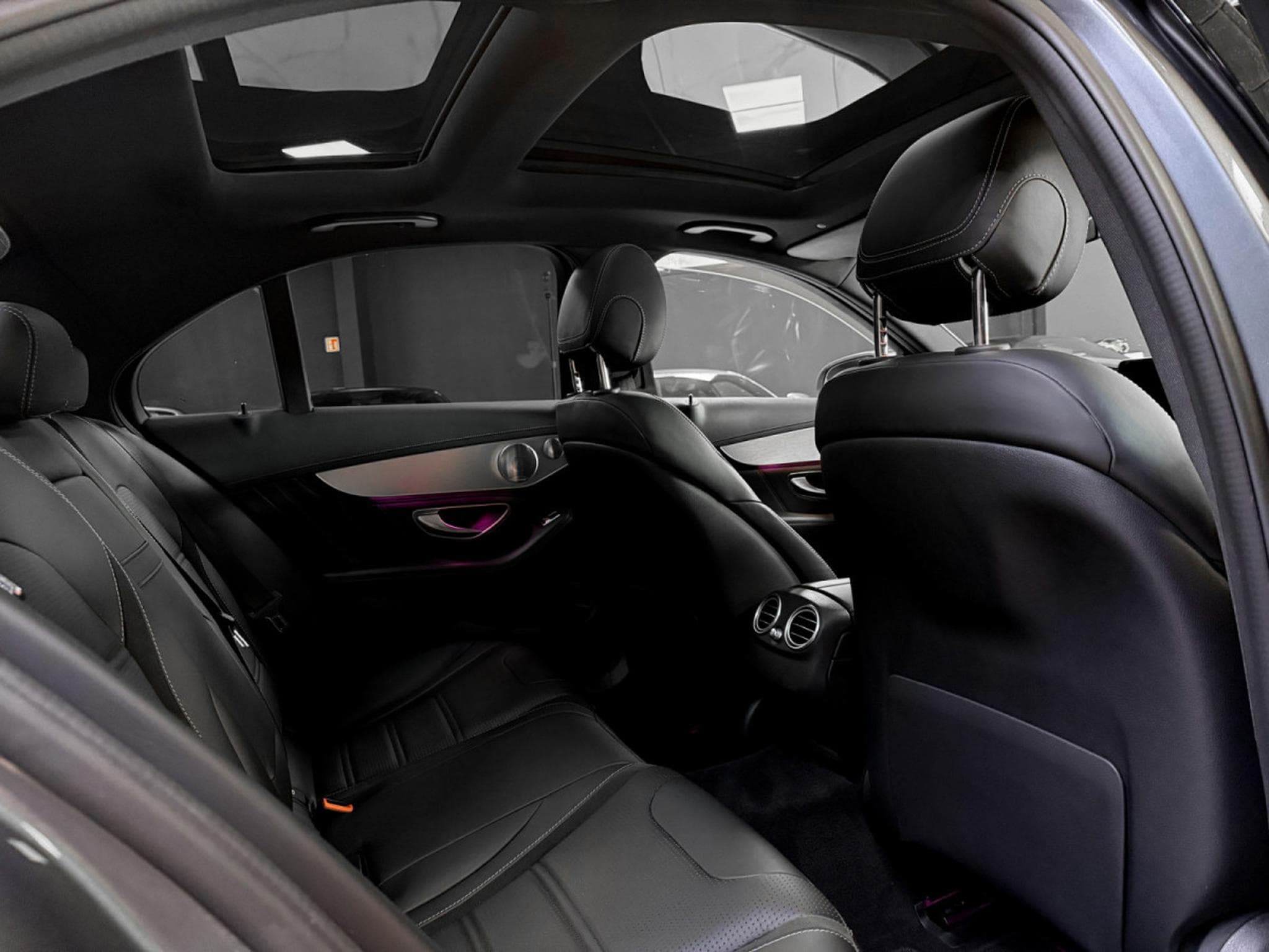 Mercedes C 63 AMG 2 YEARS MERCEDES WARRANTY (2019) - Photo 13