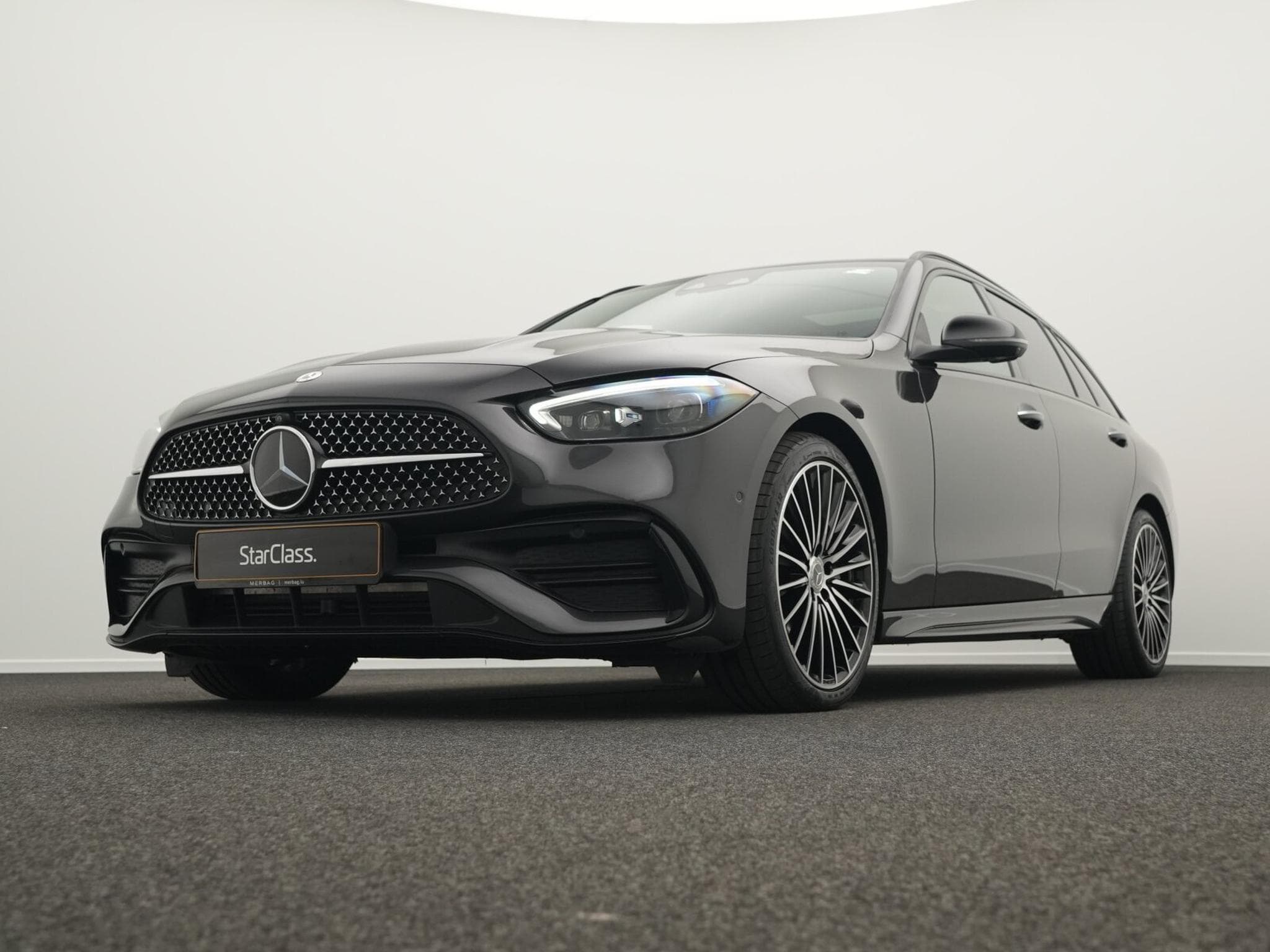 Mercedes C 300 d T-Modell AMG-Line (2023) - Photo 8