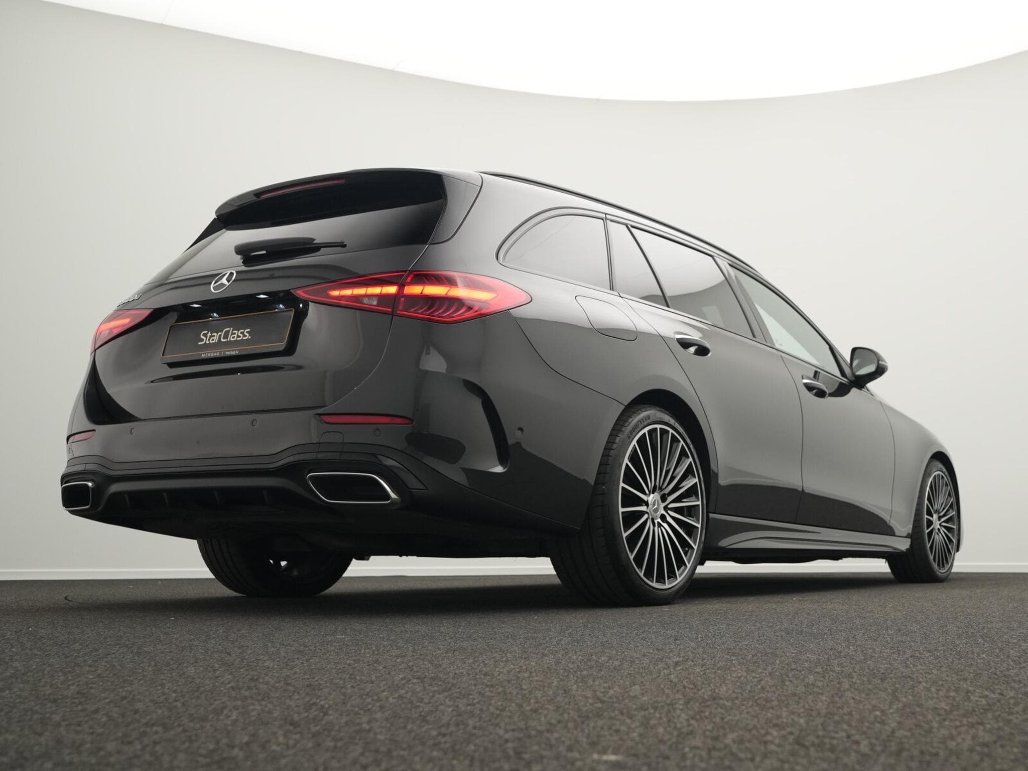 Mercedes C 300 d T-Modell AMG-Line (2023) - Photo 9