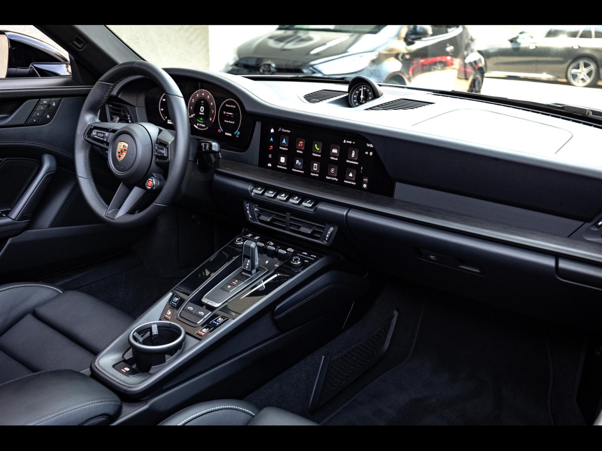 Porsche 911 (992.2) TARGA 4 GTS PDK - GT-SILVER (2025) - Foto 13