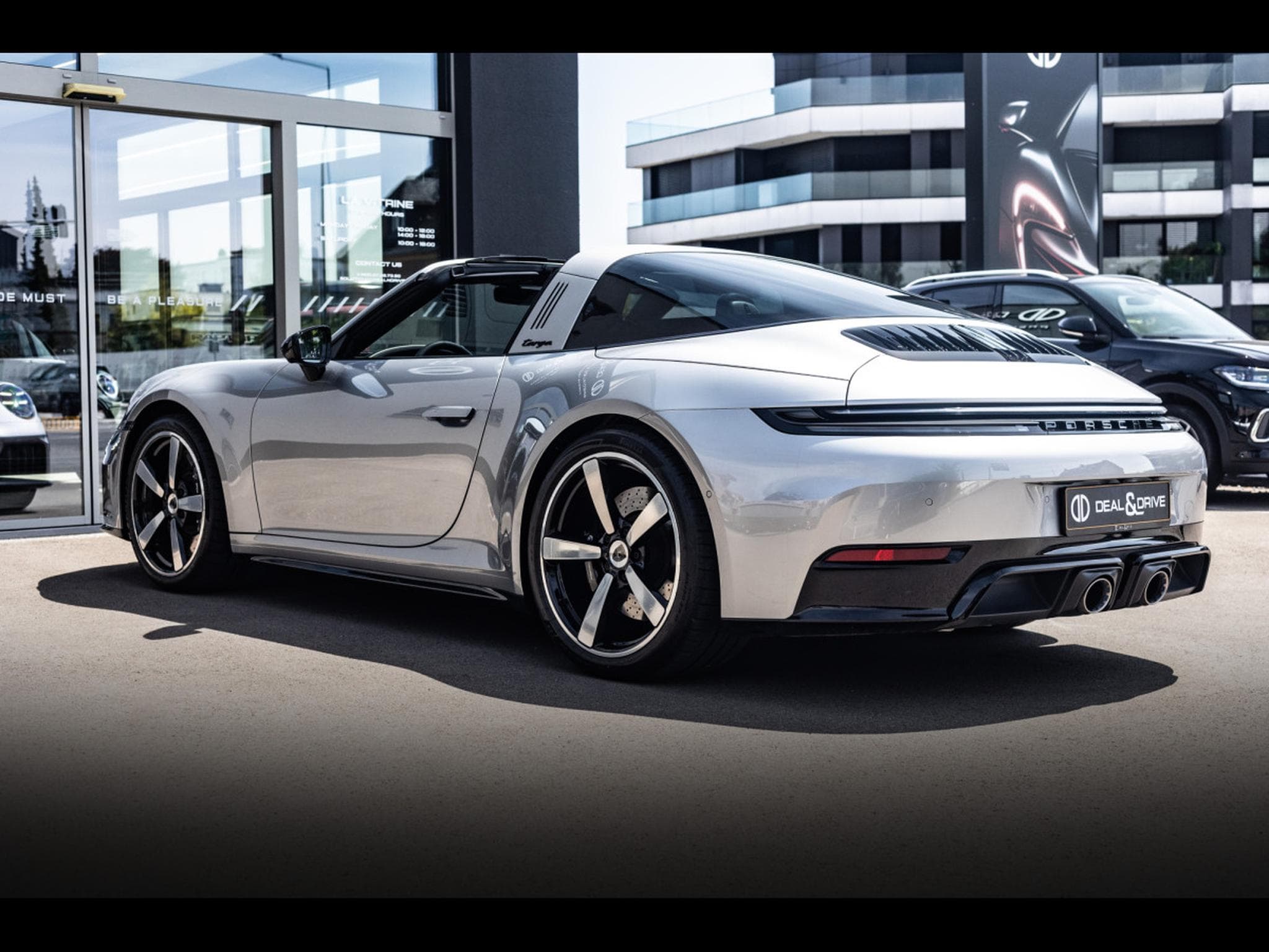Porsche 911 (992.2) TARGA 4 GTS PDK - GT-SILVER (2025) - Foto 3