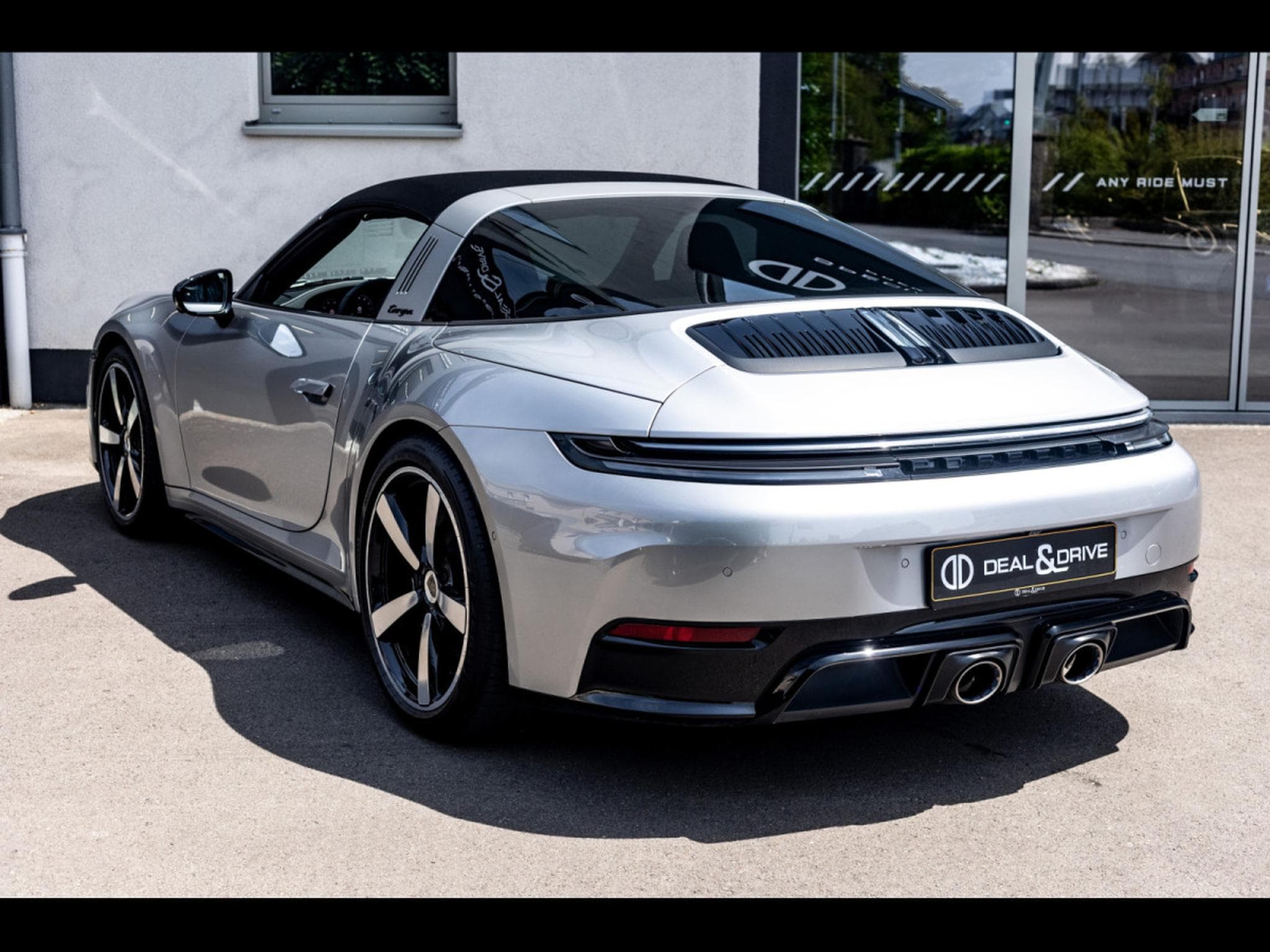 Porsche 911 .2 911 TARGA 4 GTS PDK - GT-SILVER (2025) - Foto 8