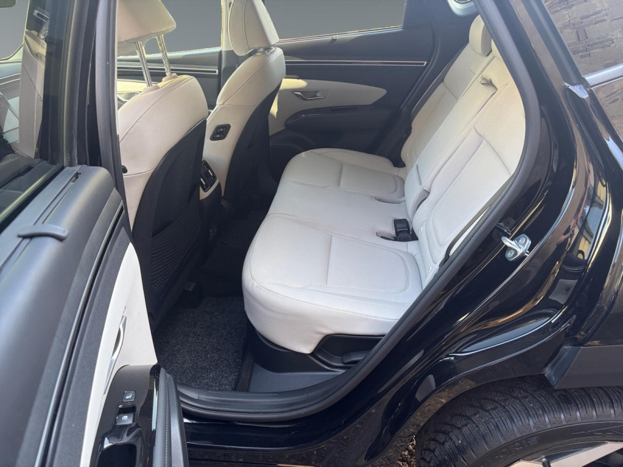 Hyundai Tucson HEV 1.6 T-GDi Shine (2022) - Foto 13