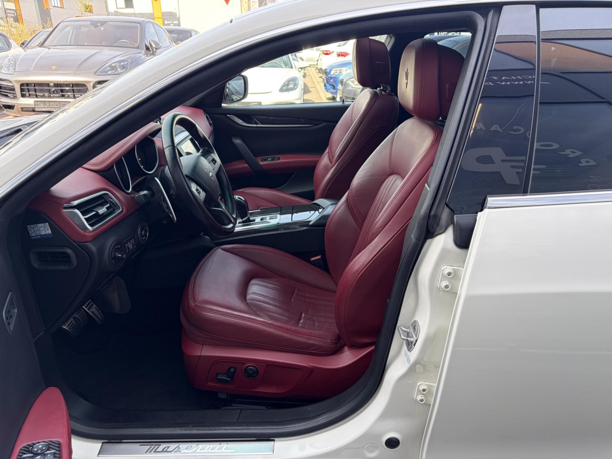 Maserati Ghibli 3.0 V6 S  Q4 Automatik/ Xénon/Camera/Carbonne/20/Leder/VOLL (2016) - Photo 6